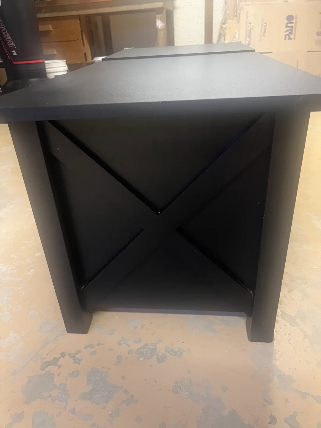 Black Lift Top Coffee Table image indicator(7)