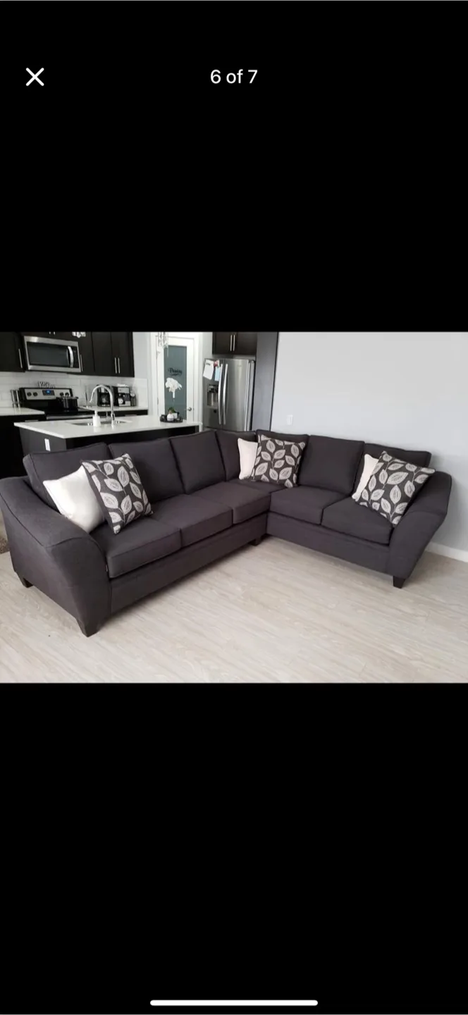 Chenille Ivory Sectional image indicator(4)