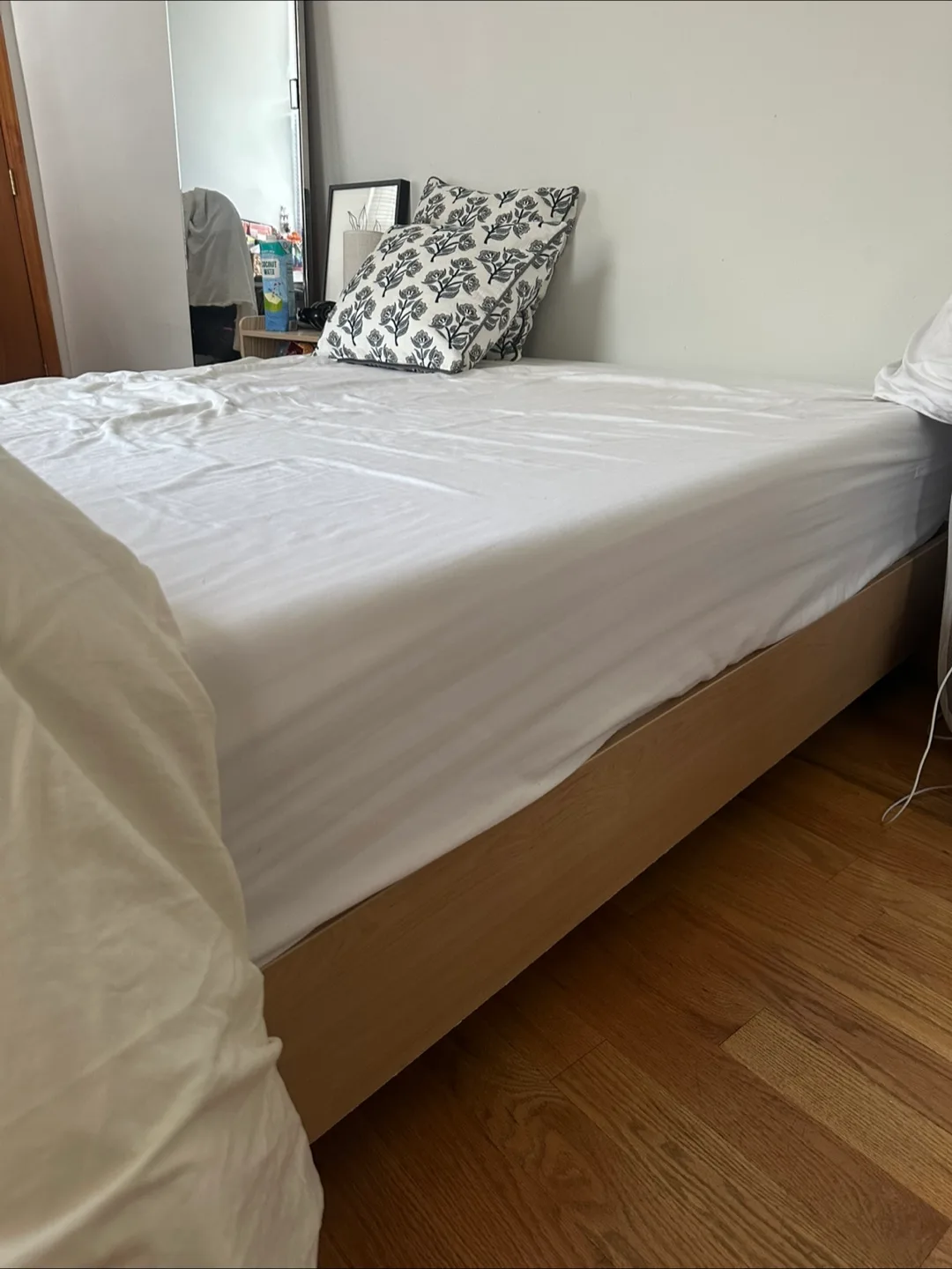 Bed frame thumbnail