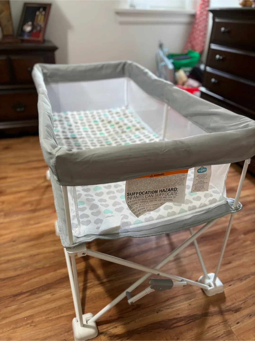 Ingenuity FoldAway Bassinet - Grey image indicator(2)
