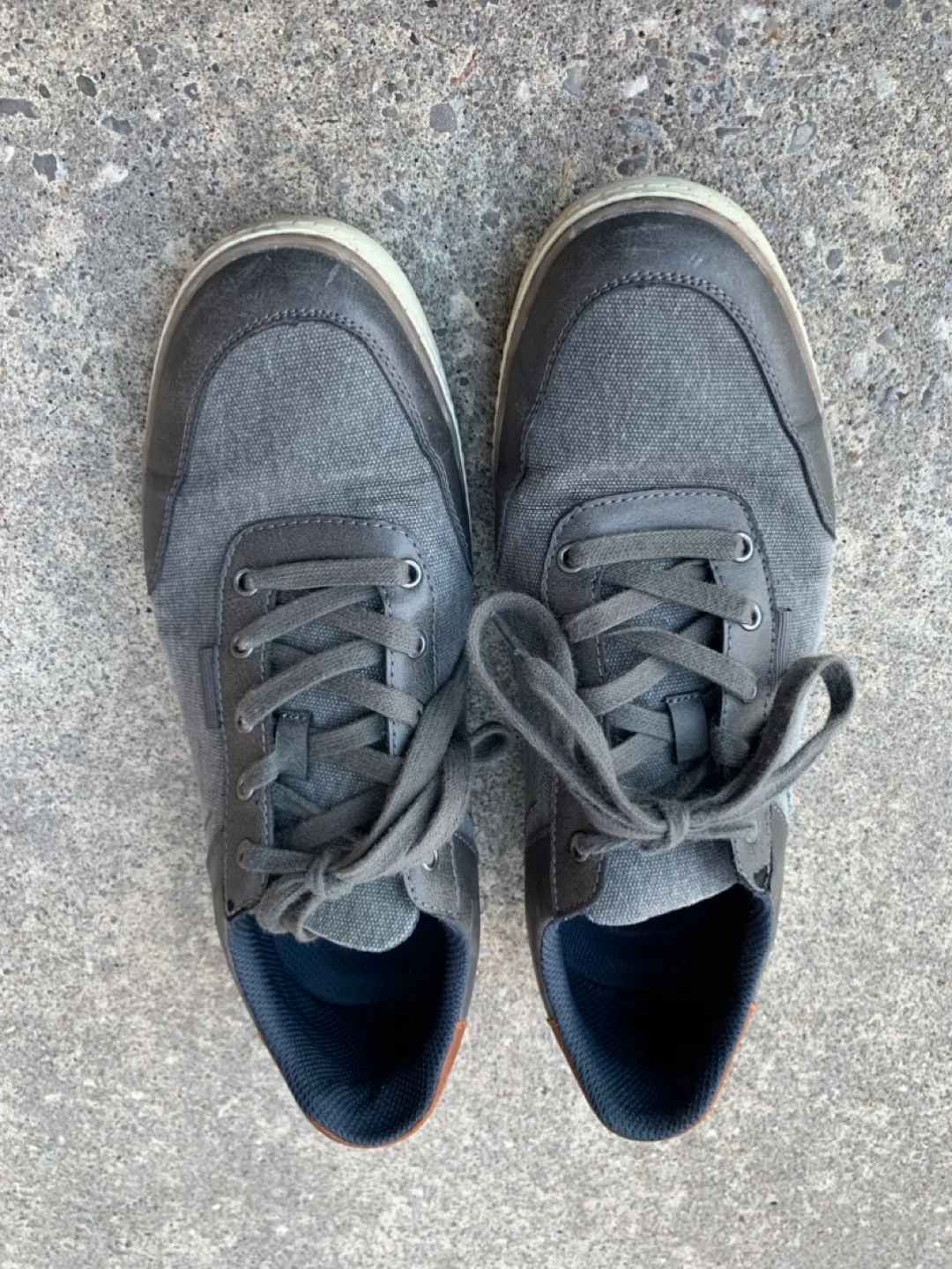 Crown Vintage Grey Men's Shoes - size 9 thumbnail