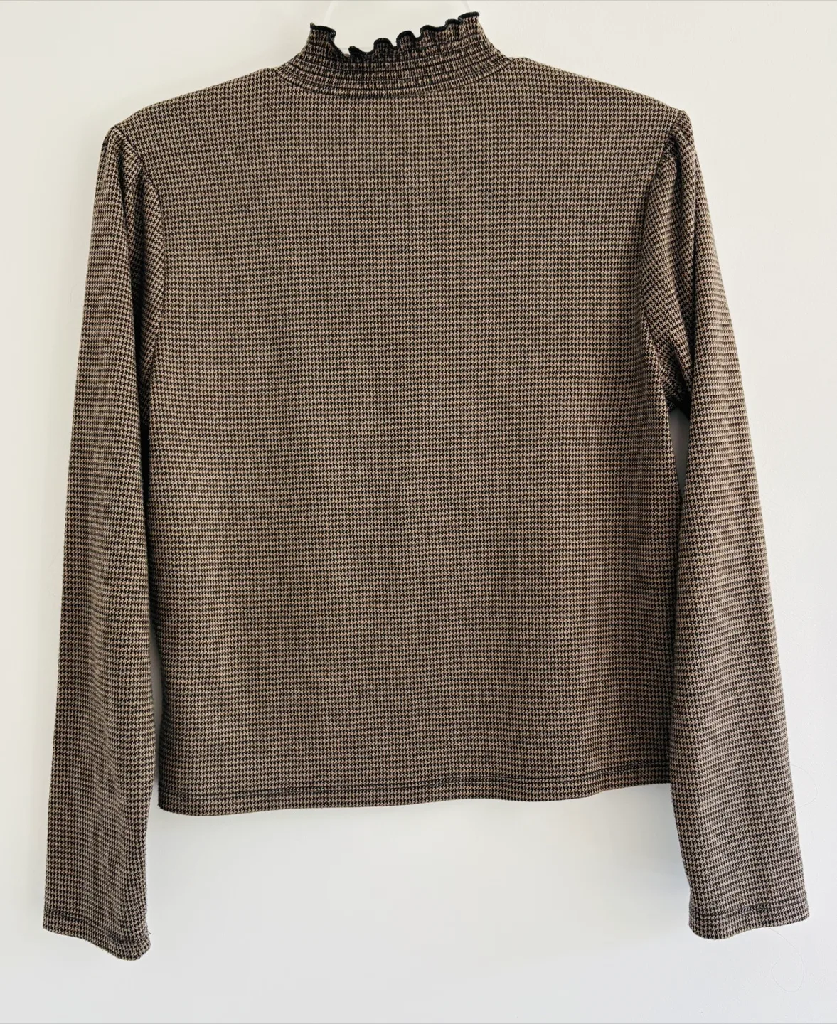 Stylish Houndstooth Print Long Sleeve Top! Size M image indicator(2)