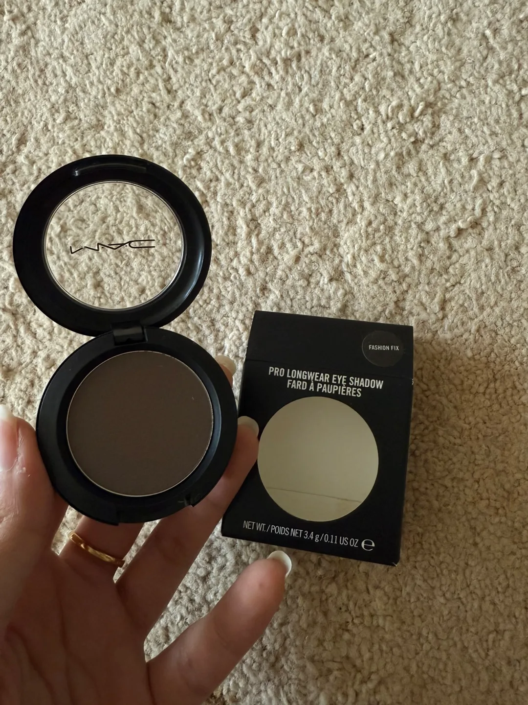 MAC Pro Longwear Eye Shadow - Fashion Fix thumbnail