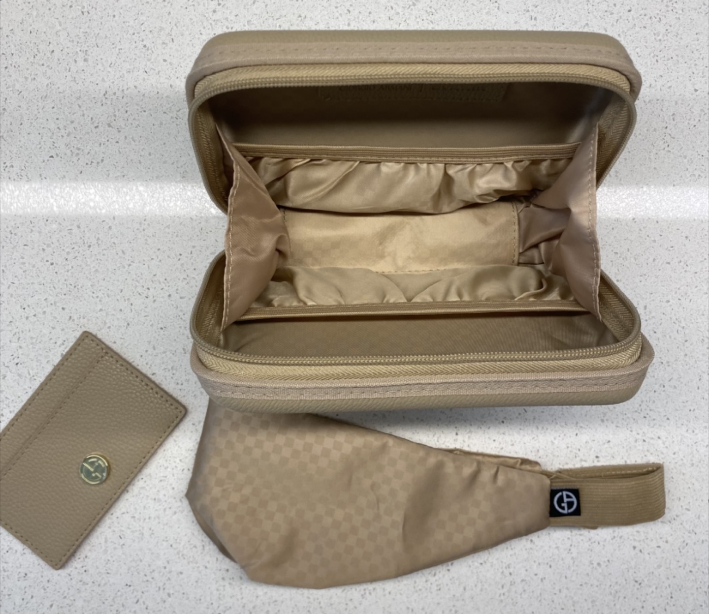 Giorgio Armani Beauty Case Set - photo 2