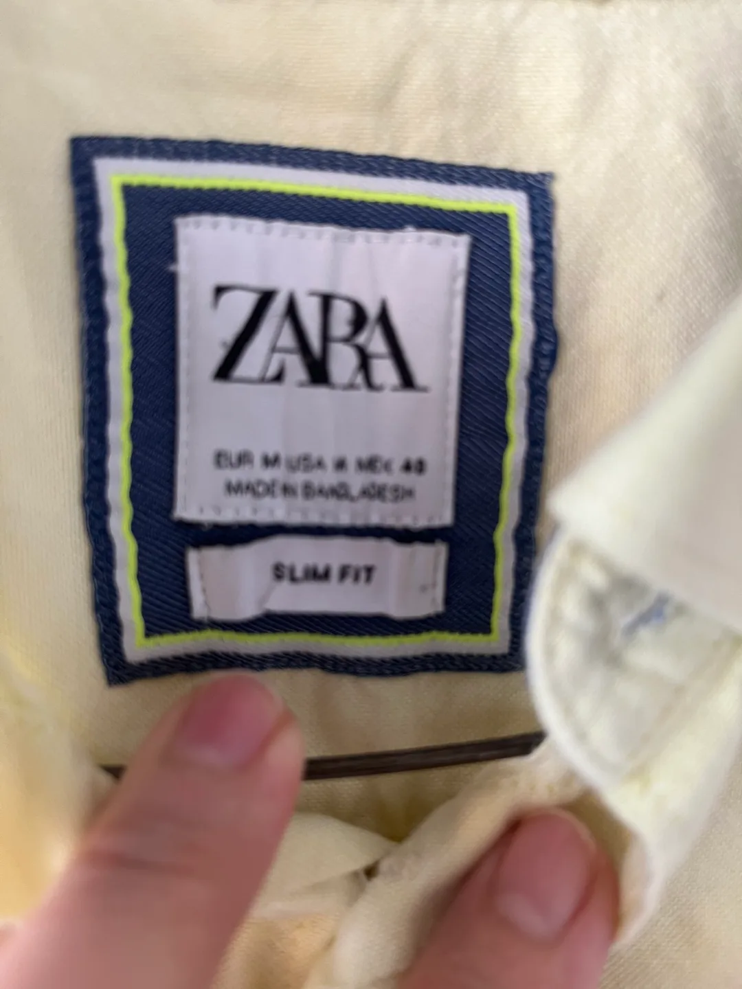 Men’s Zara Slim Fit Yellow Shirt - Size M image indicator(2)