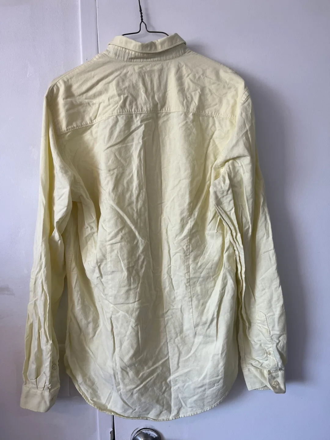 Men’s Zara Slim Fit Yellow Shirt - Size M image indicator(3)