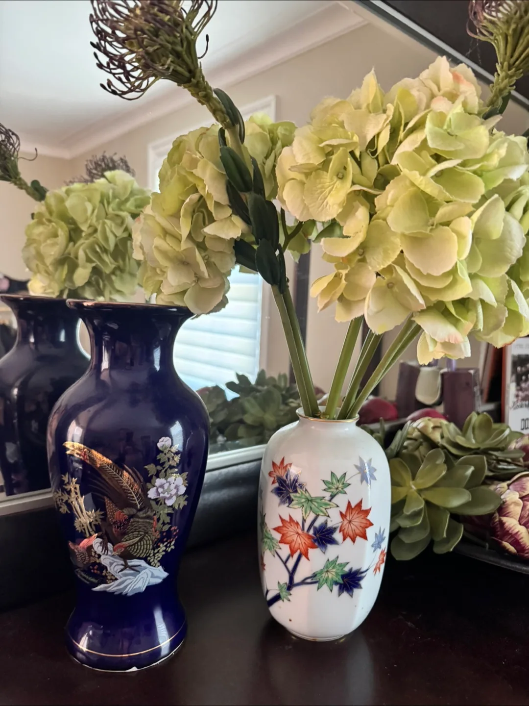 Decorative Vases - Floral Designs thumbnail