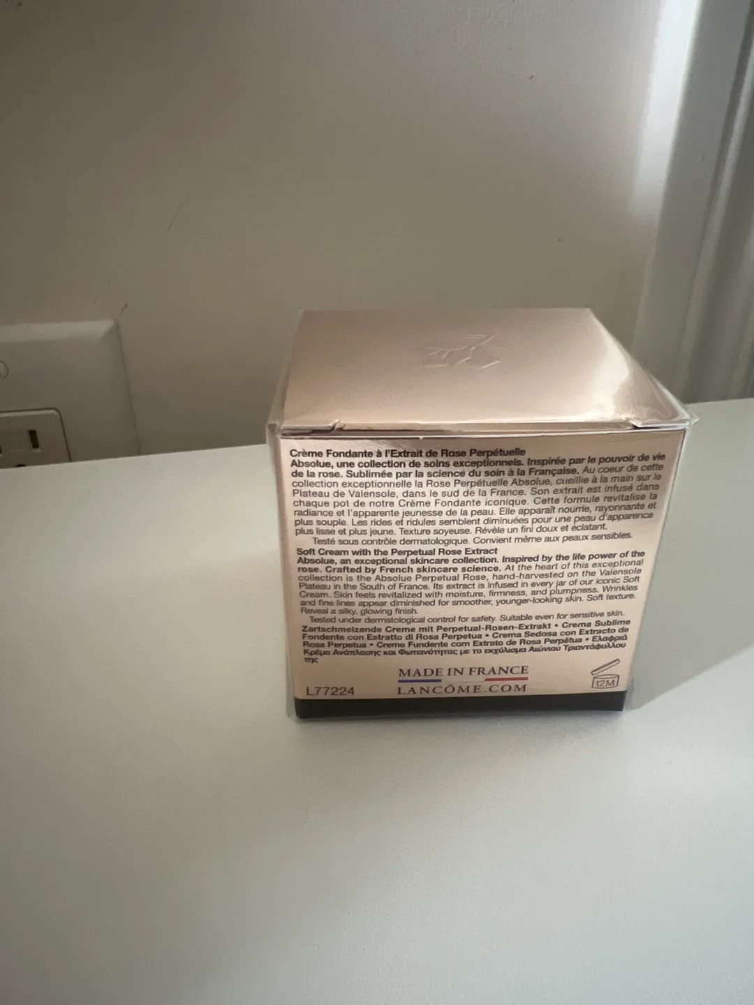 Lancôme Absolue Crème Fondante Soft Cream 15ml image indicator(2)