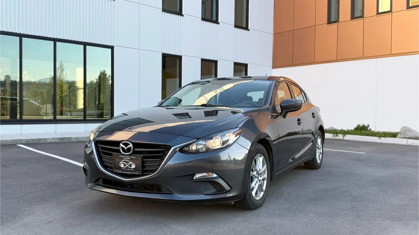 2016 Mazda 3 thumbnail