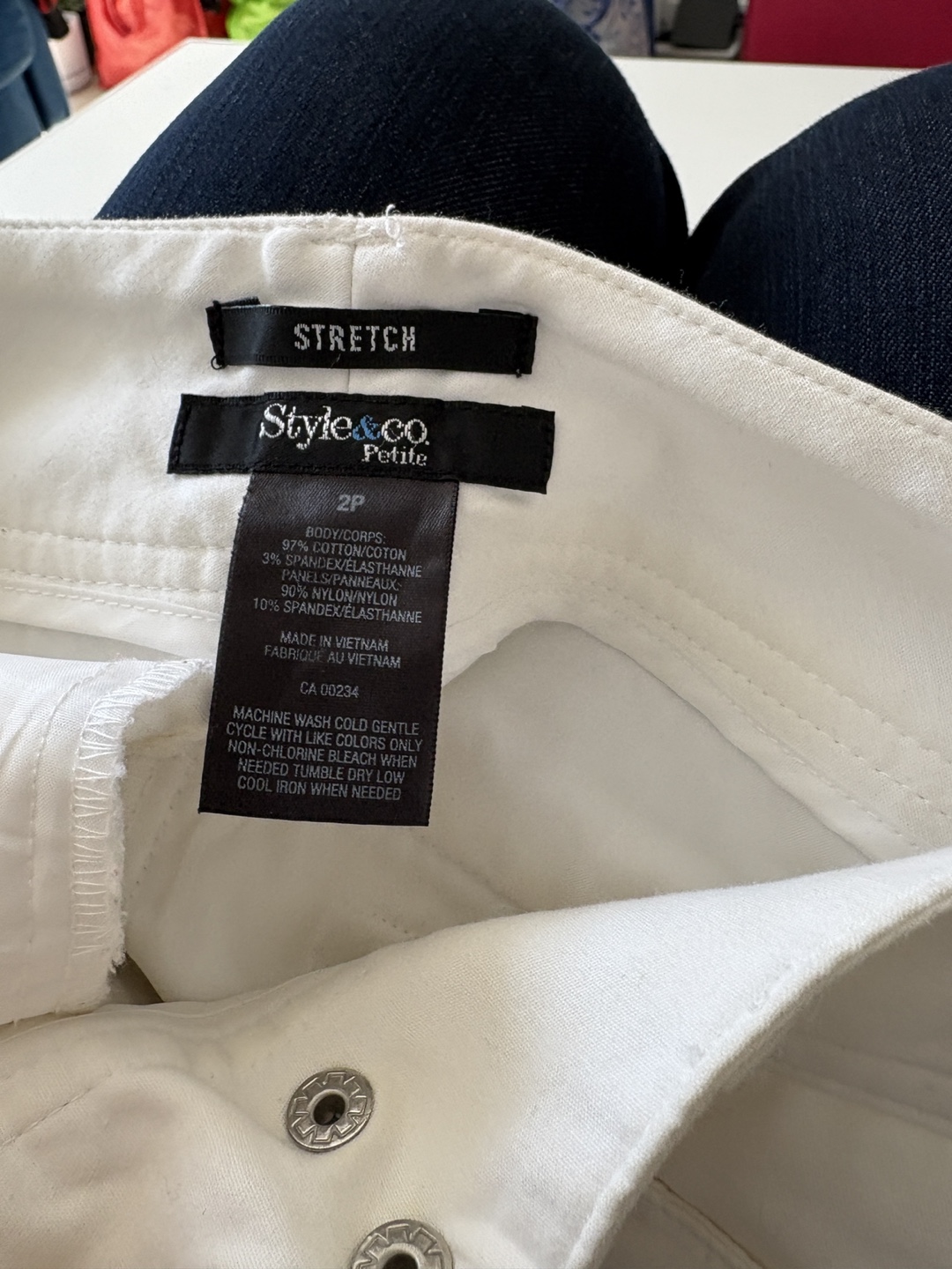 A Very Stylish Style&co. White Stretch Pants - Size 6 - photo 3