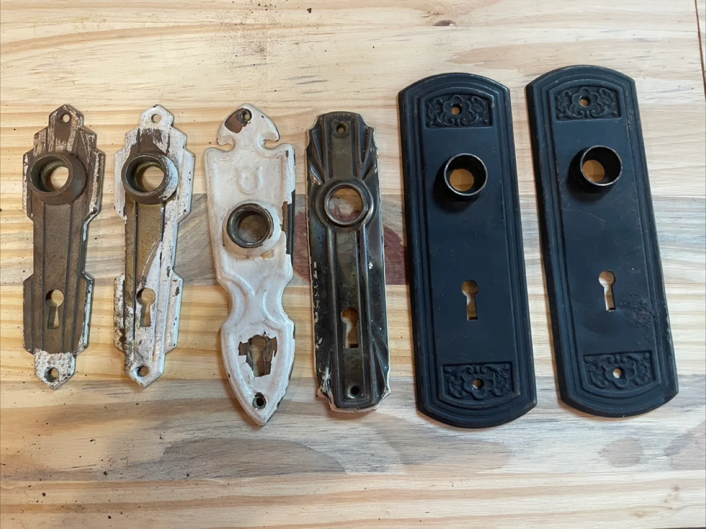 Vintage Door Plate Hardware Lot thumbnail