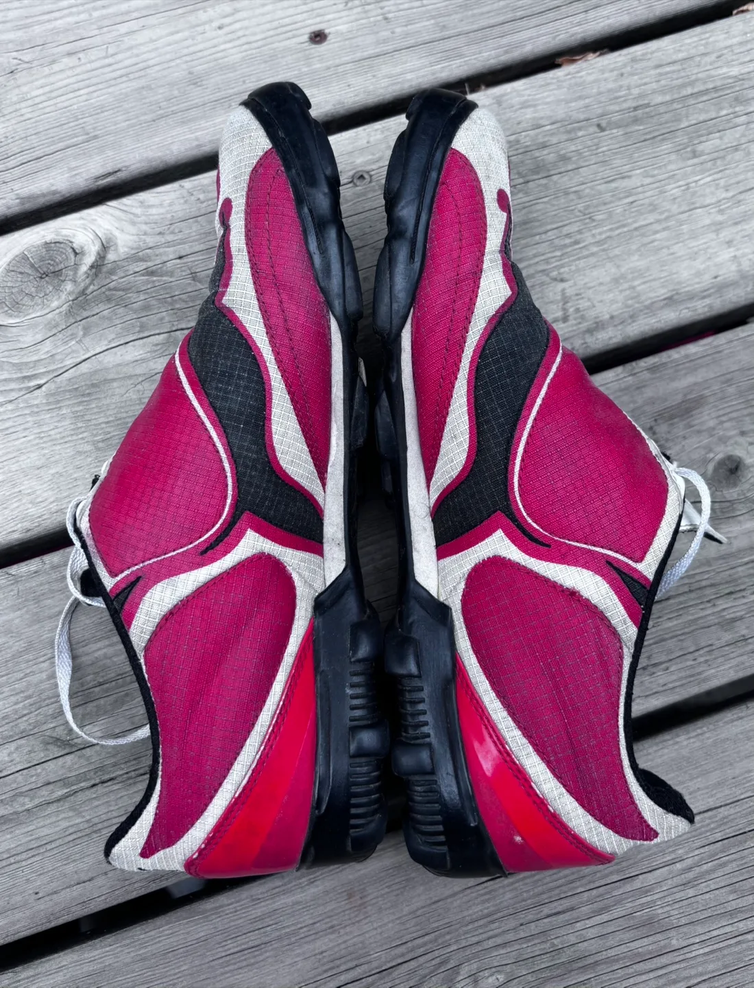 Vintage Puma Shoes - Size 8 image indicator(2)