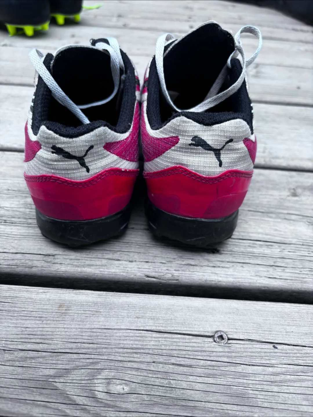 Vintage Puma Shoes - Size 8 image indicator(4)