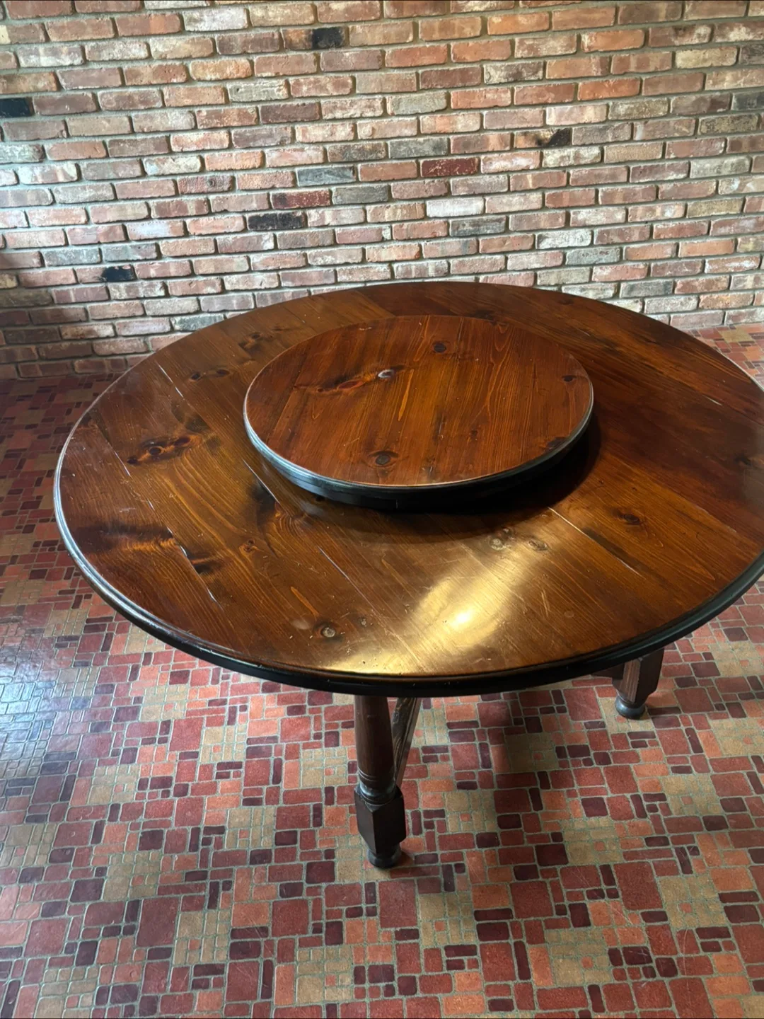 Round Wooden Dining Table with Lazy Susan image indicator(2)