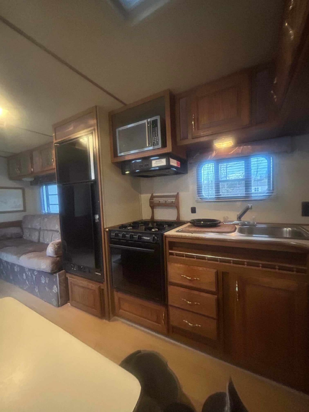 Dutchmen Travel Trailer - photo 5