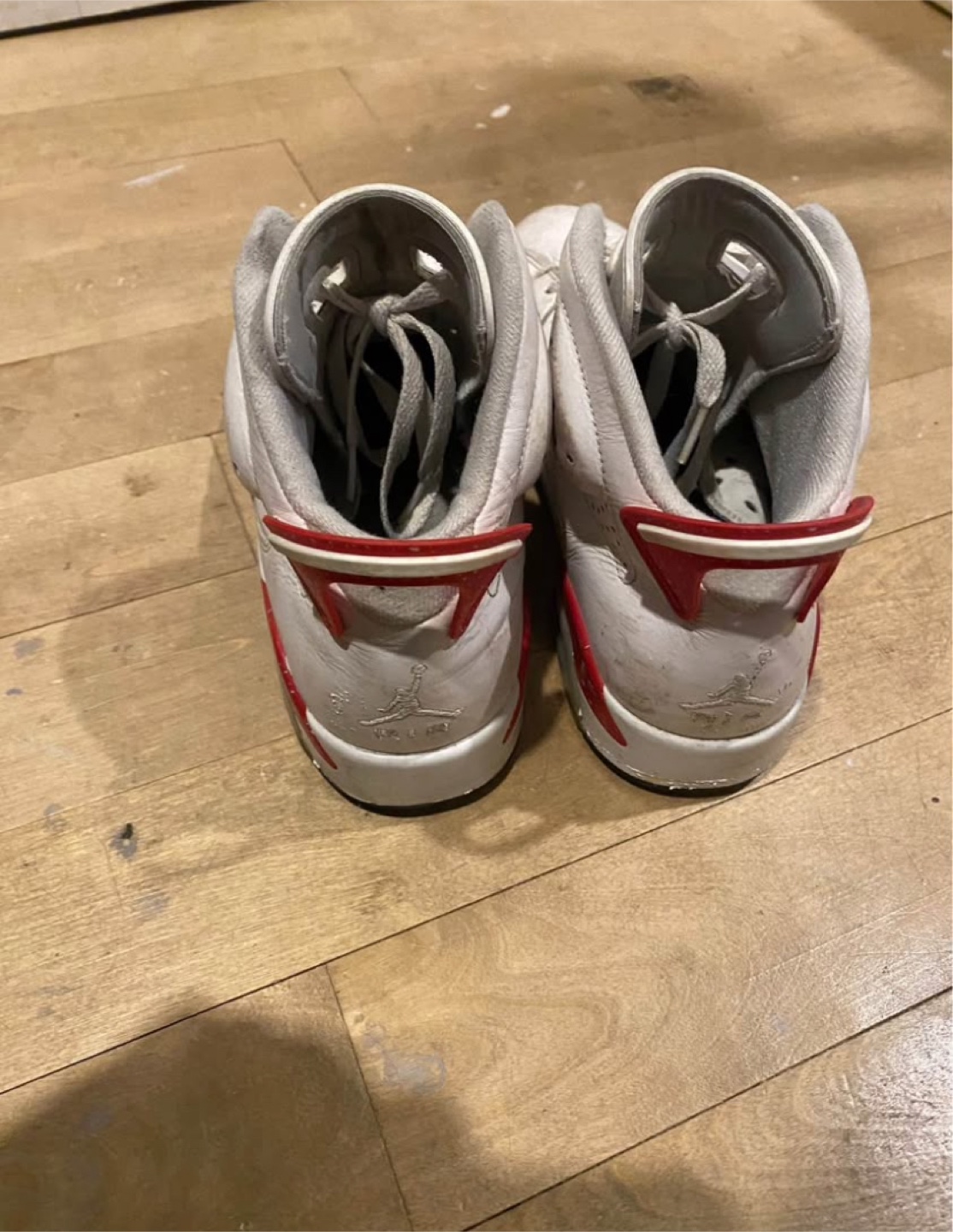 Air Jordan 6 Retro Red Oreo - photo 4