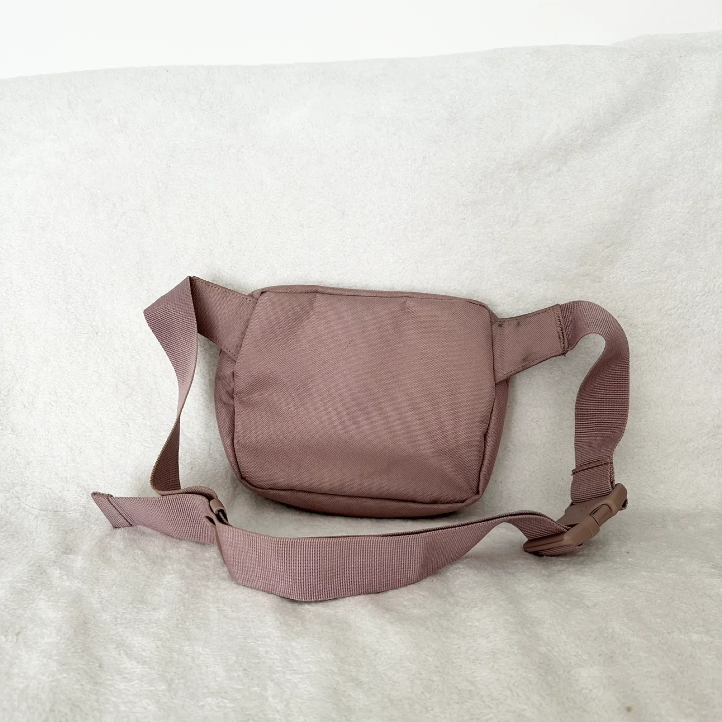 Herschel Fifteen Hip Pack - Mauve/Rose Ash image indicator(2)