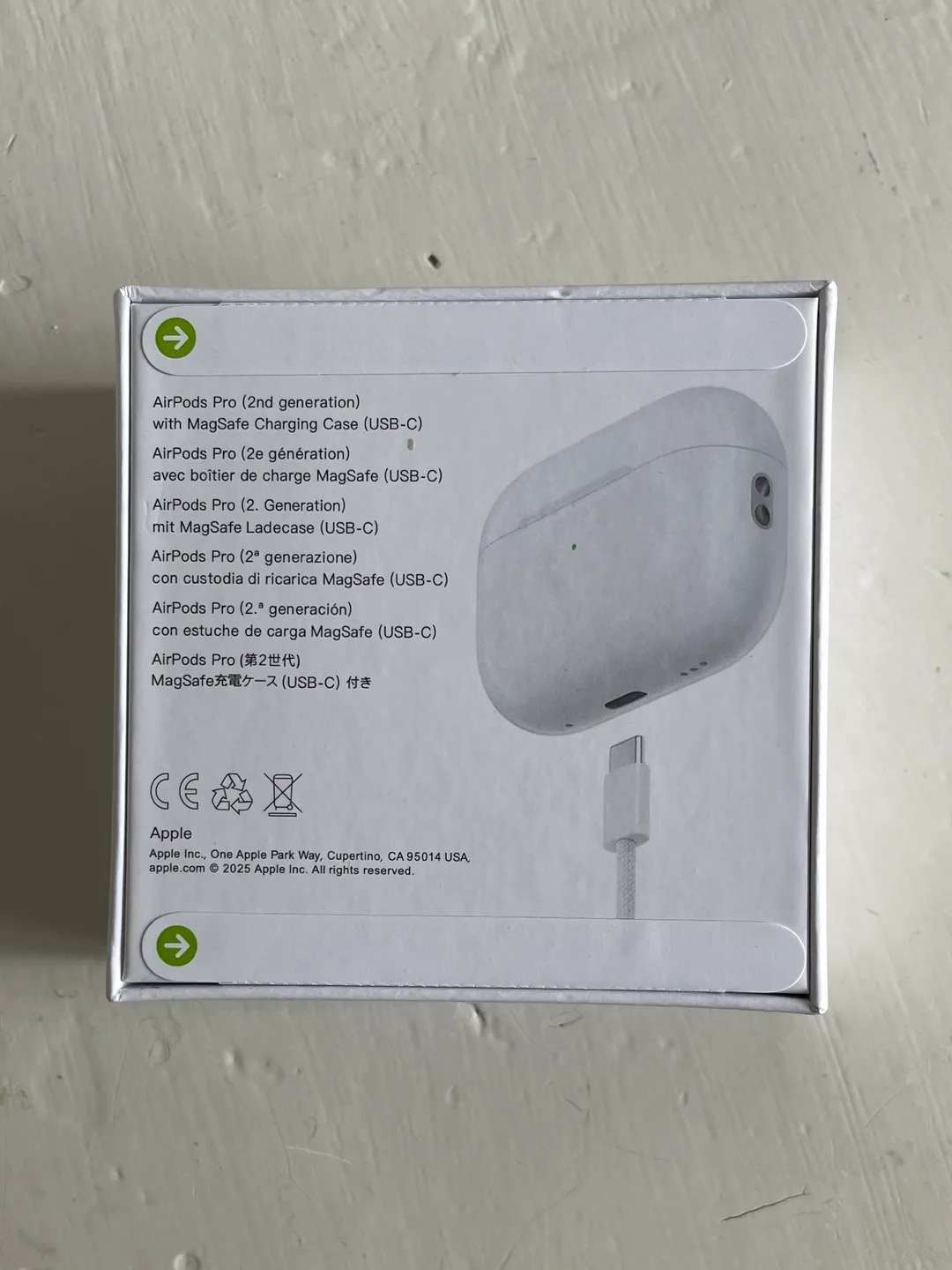 New Apple AirPods Pro (2nd Generation) image indicator(2)