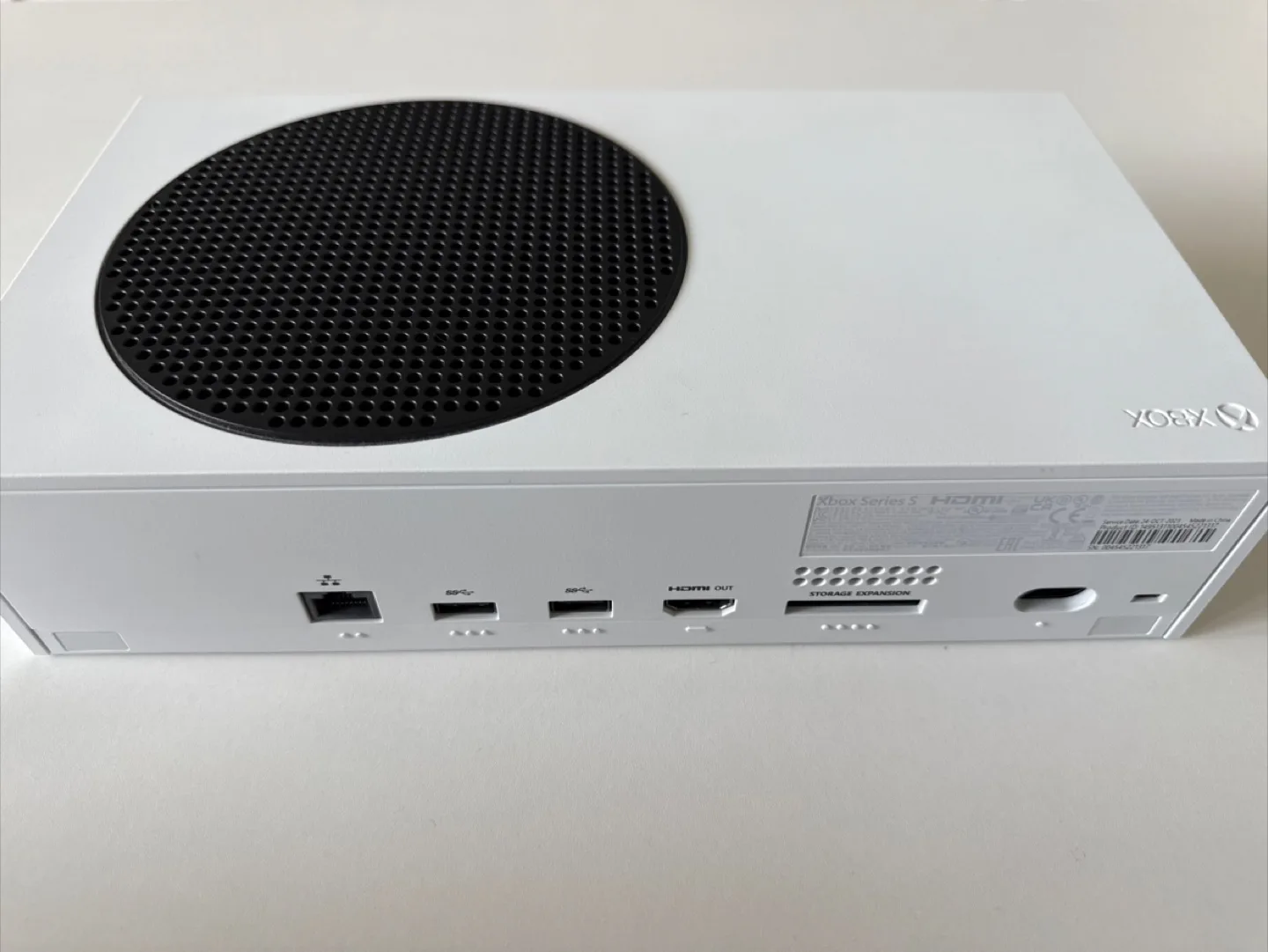 Xbox Series S Console & Controller thumbnail