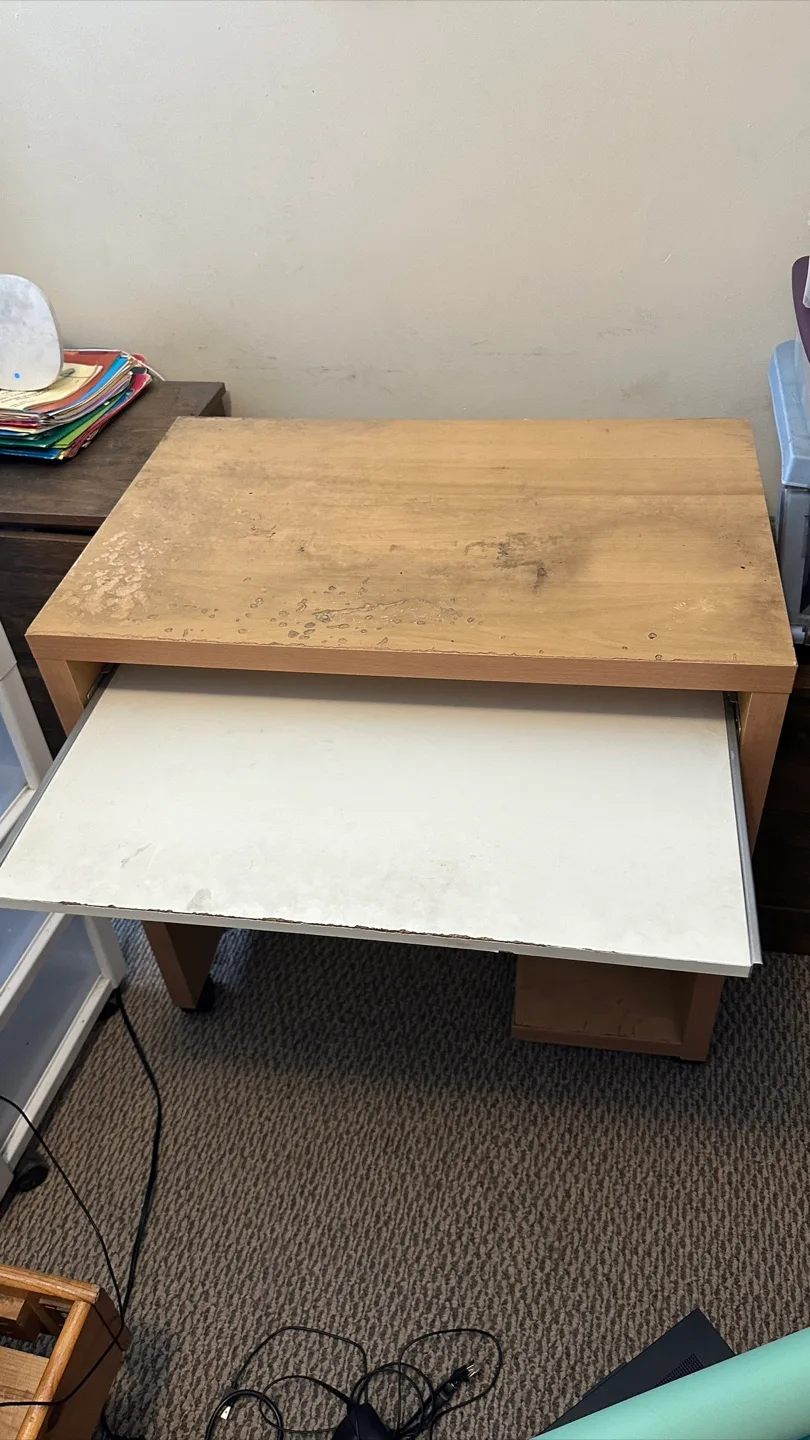 Small computer desk thumbnail