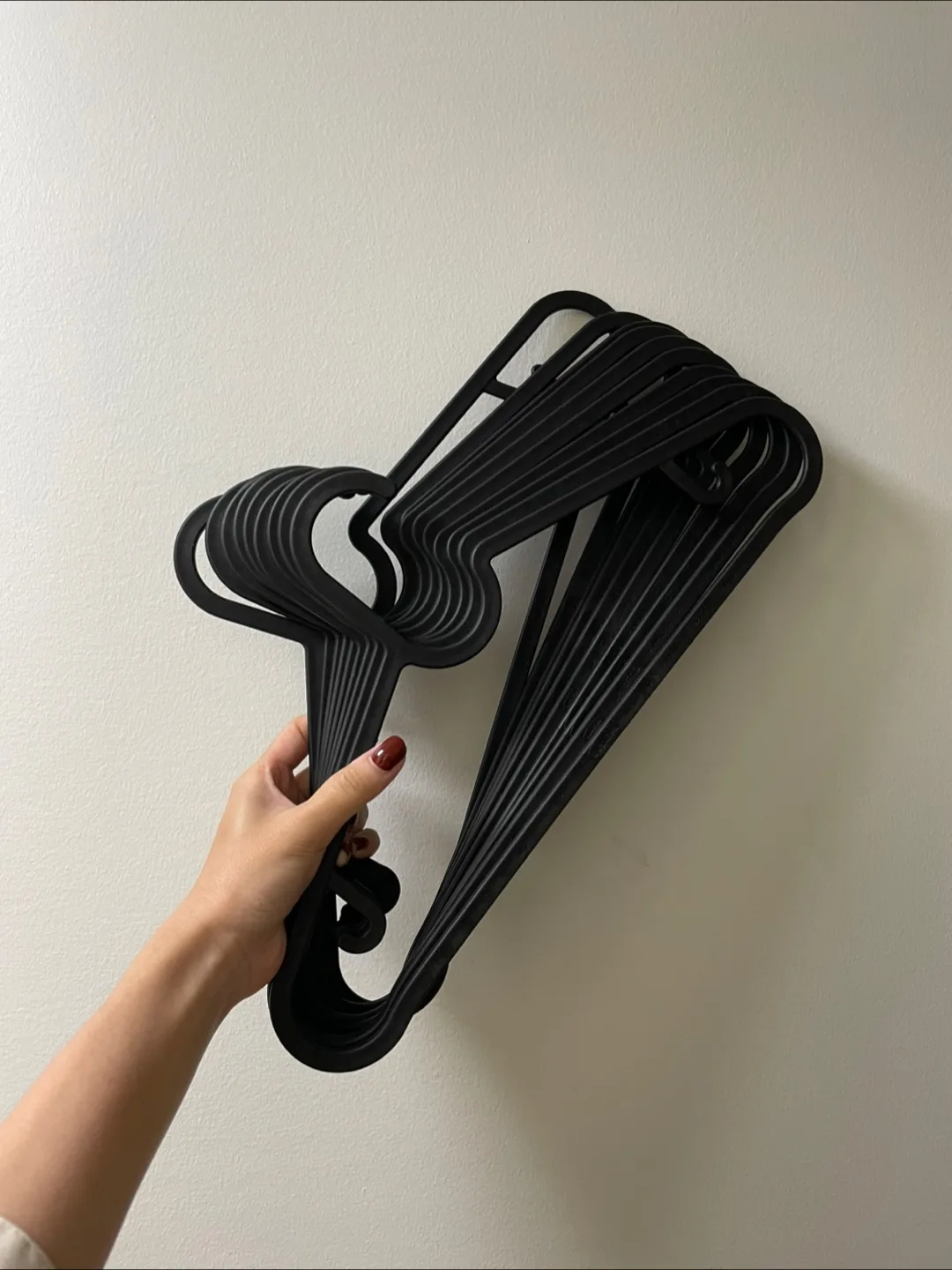 IKEA plastic hangers x 10 thumbnail