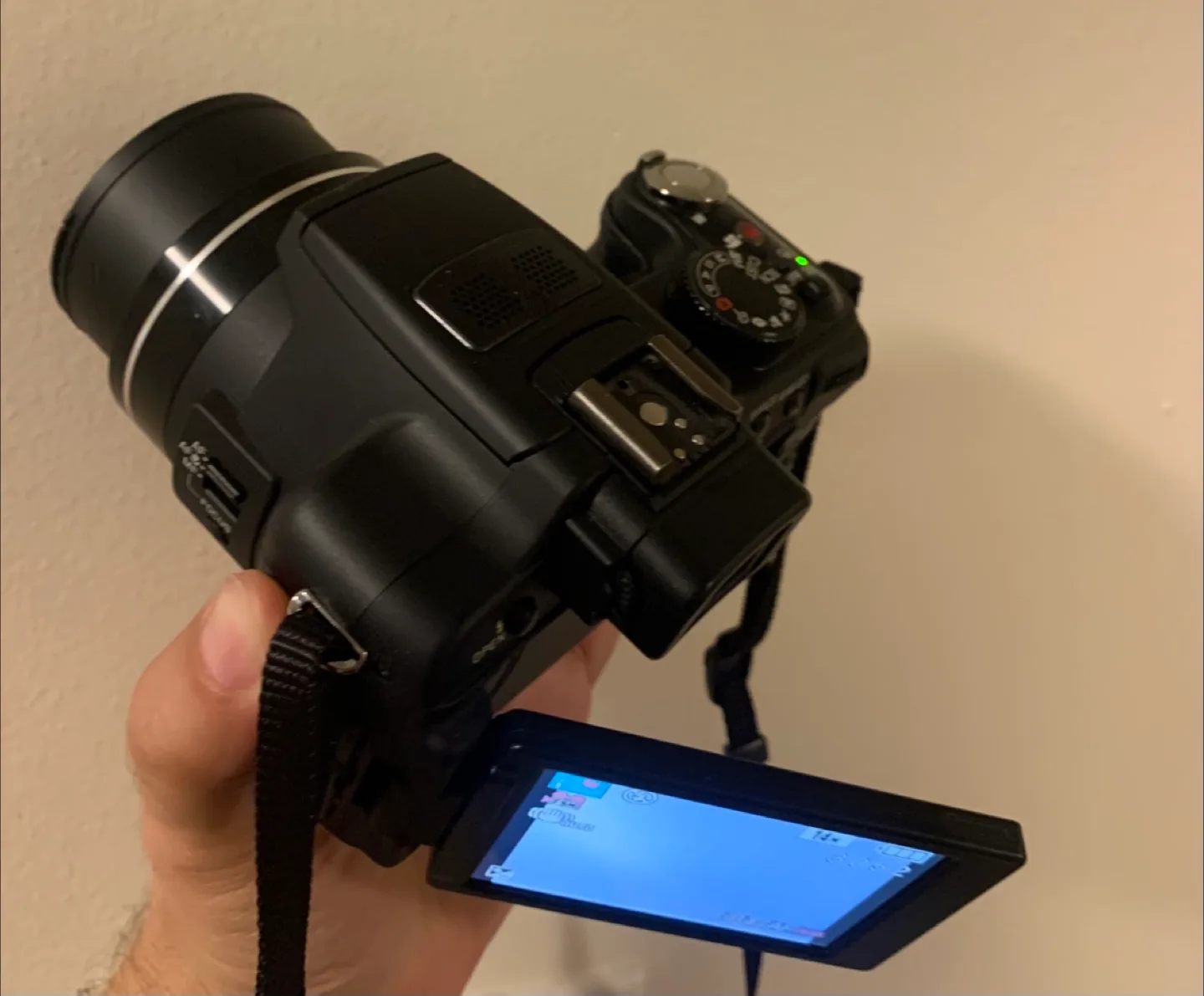 Leica V-LUX 2 Digital Camera image indicator(3)