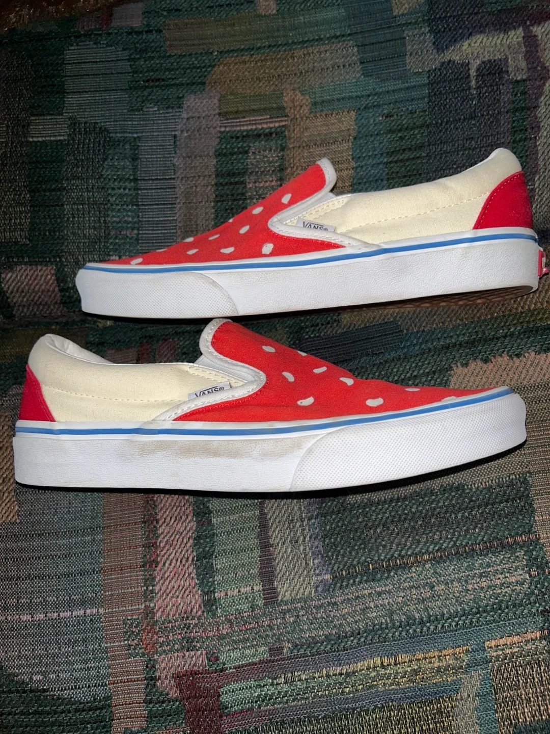 Vans Slip-On Red/White Polka Dot Sneakers SZ 8 (Men) 9.5 (Women) image indicator(2)