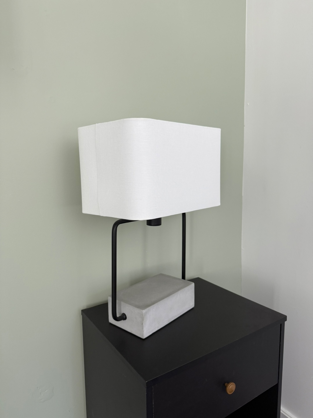Modern White Table Lamp
