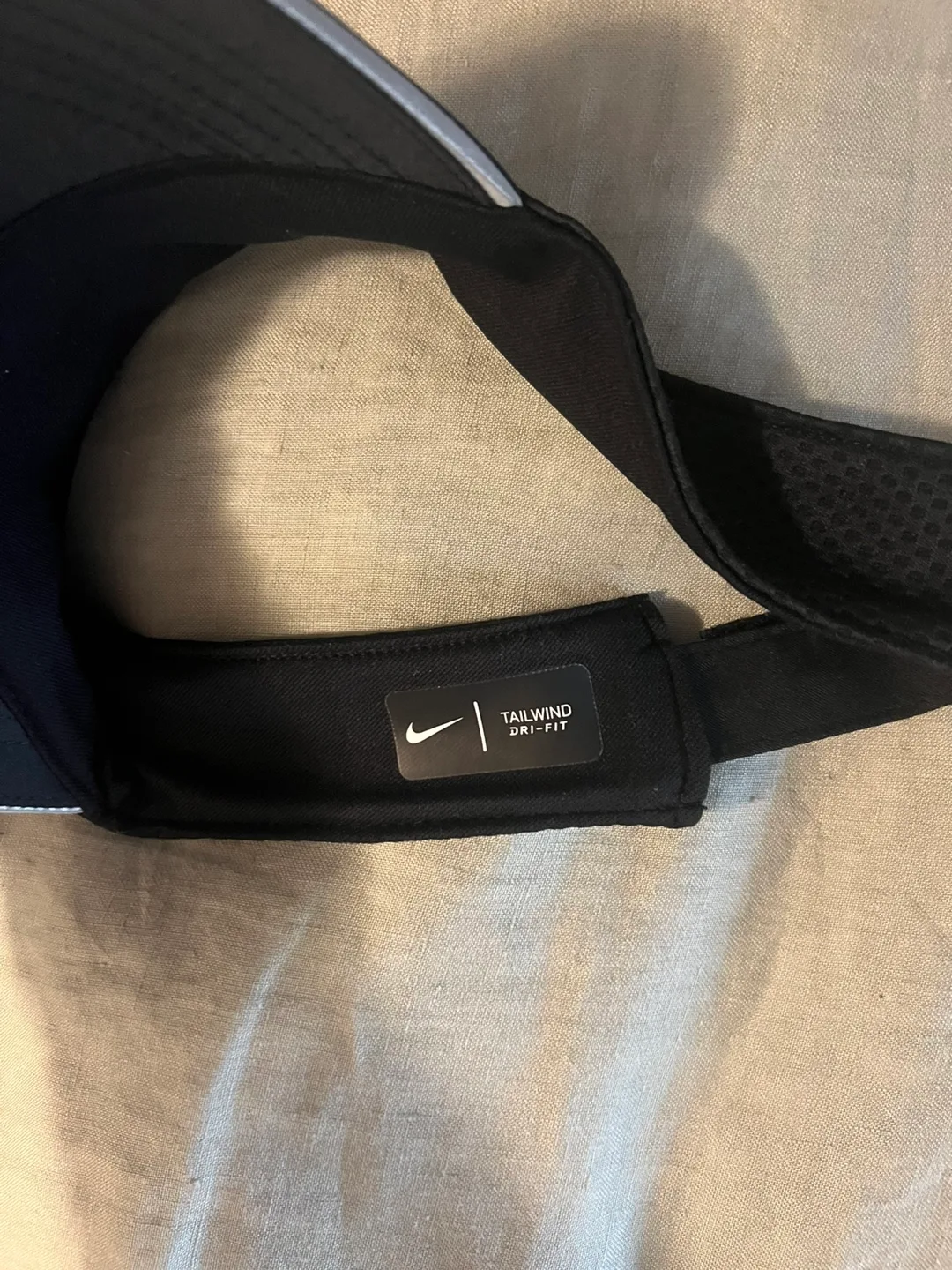 Nike tailwind dri-fit visor image indicator(3)