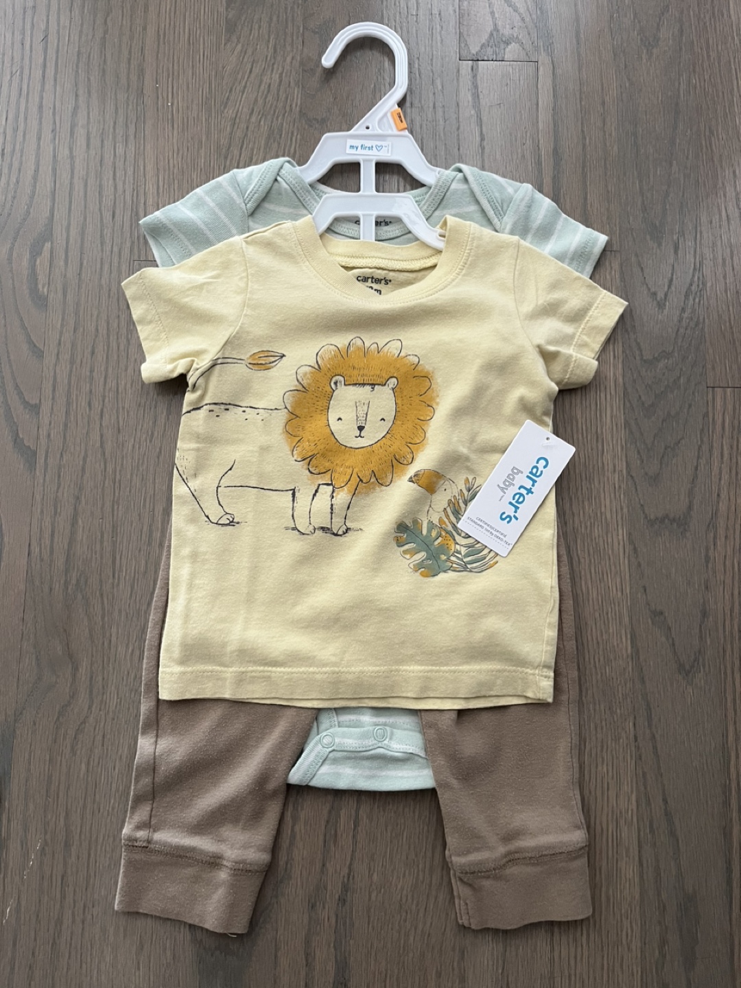 Carter's Baby Clothes Set 12 months