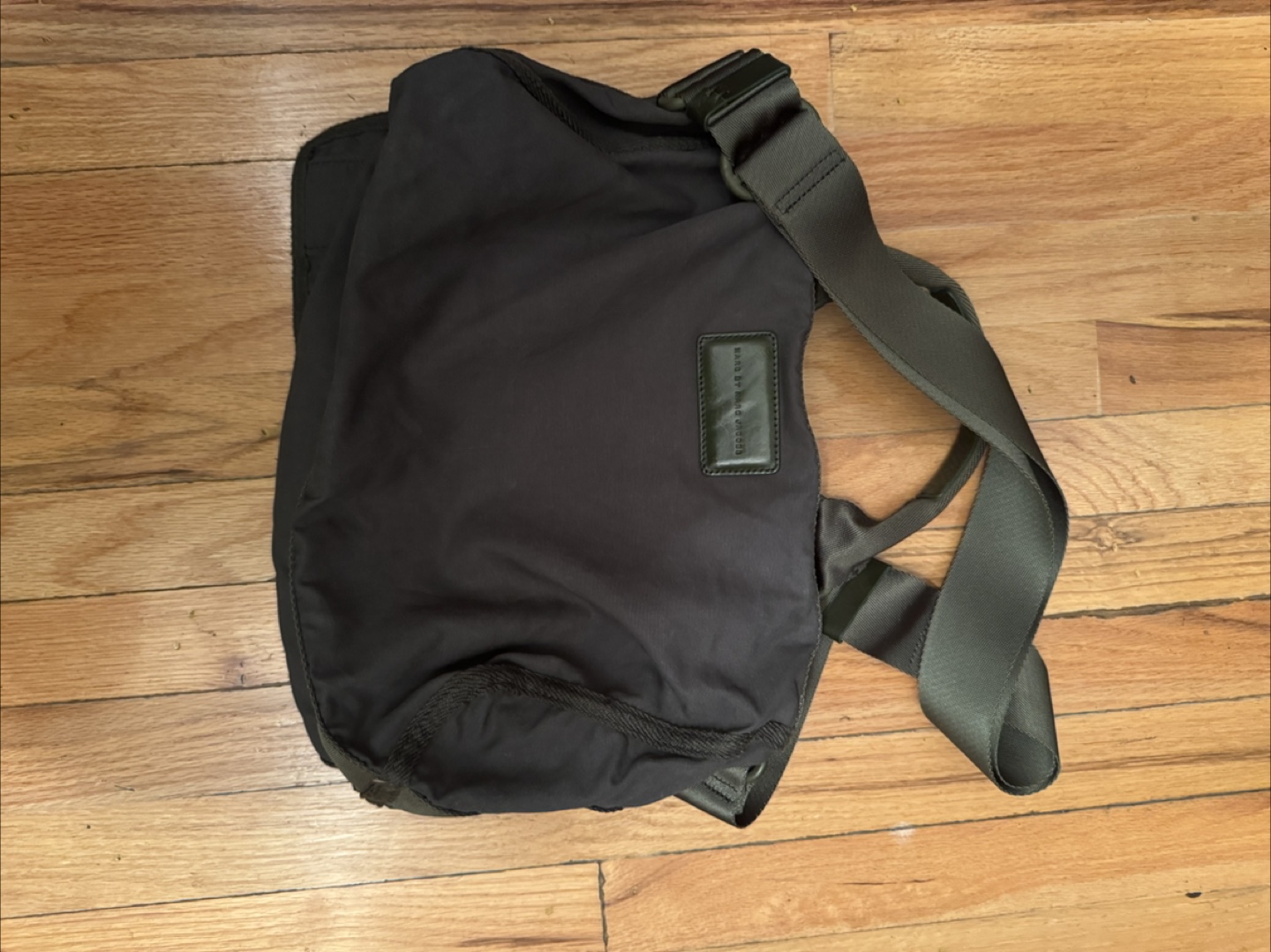 Marc by Marc Jacobs Standard Supply Messenger Bag - photo 2