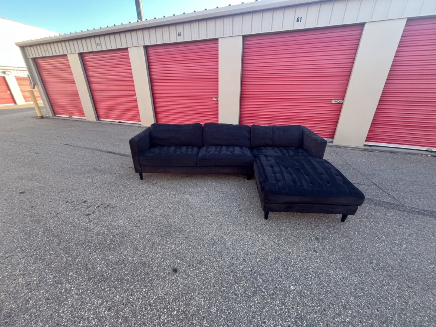 Black sectional couch - photo 5