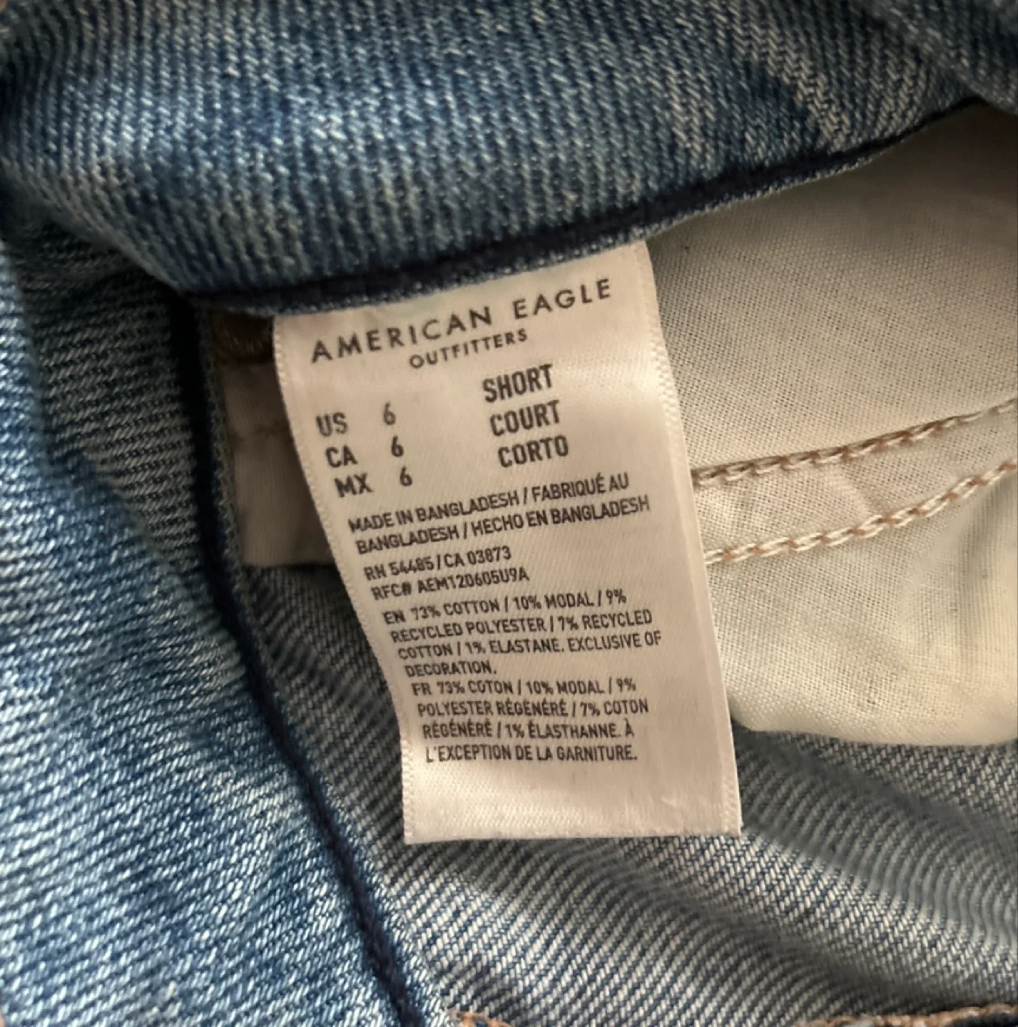 American Eagle Jeans - Size 6 Short image indicator(3)