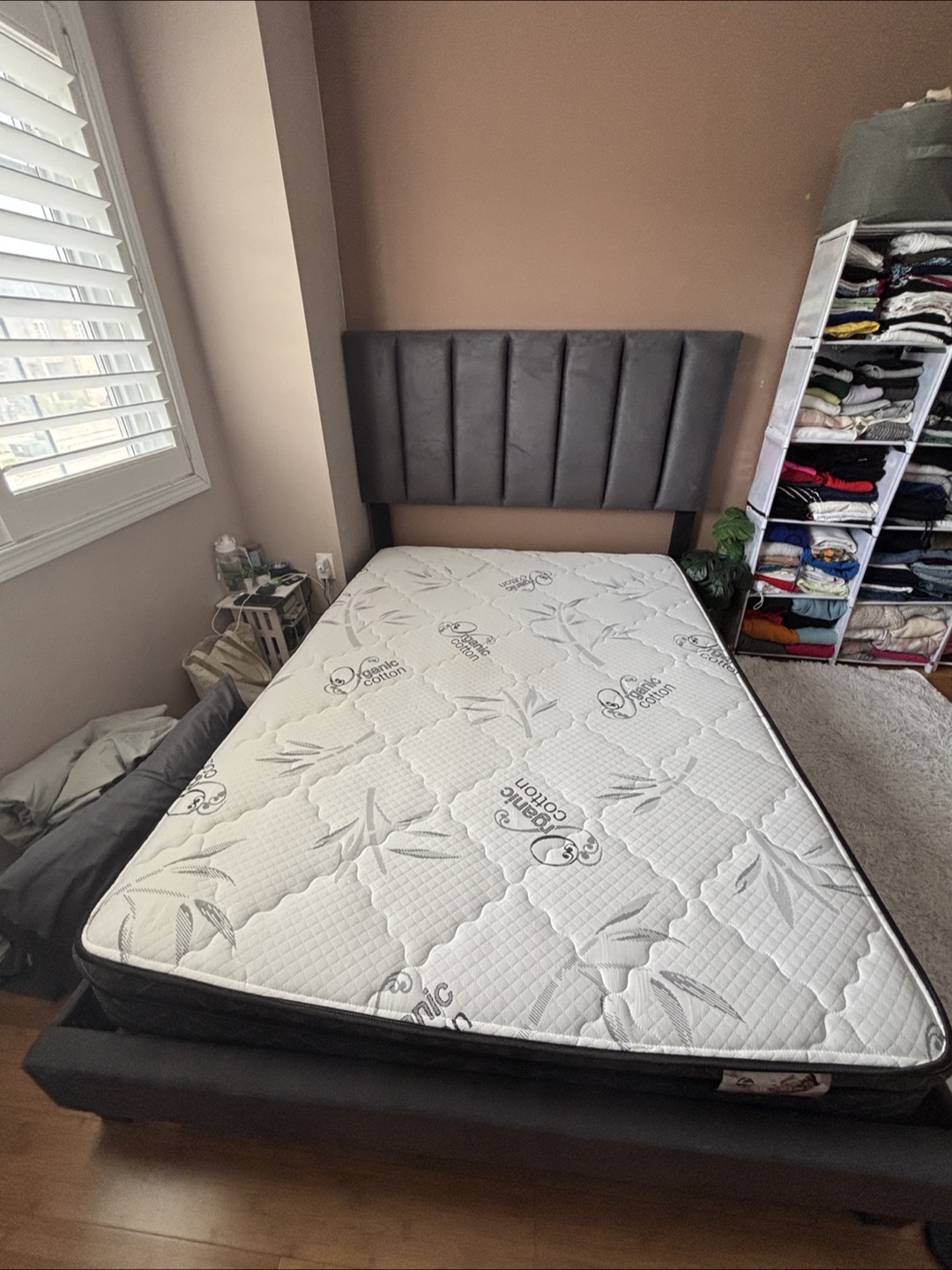 Double Size Bed Frame with Mattress - photo 2