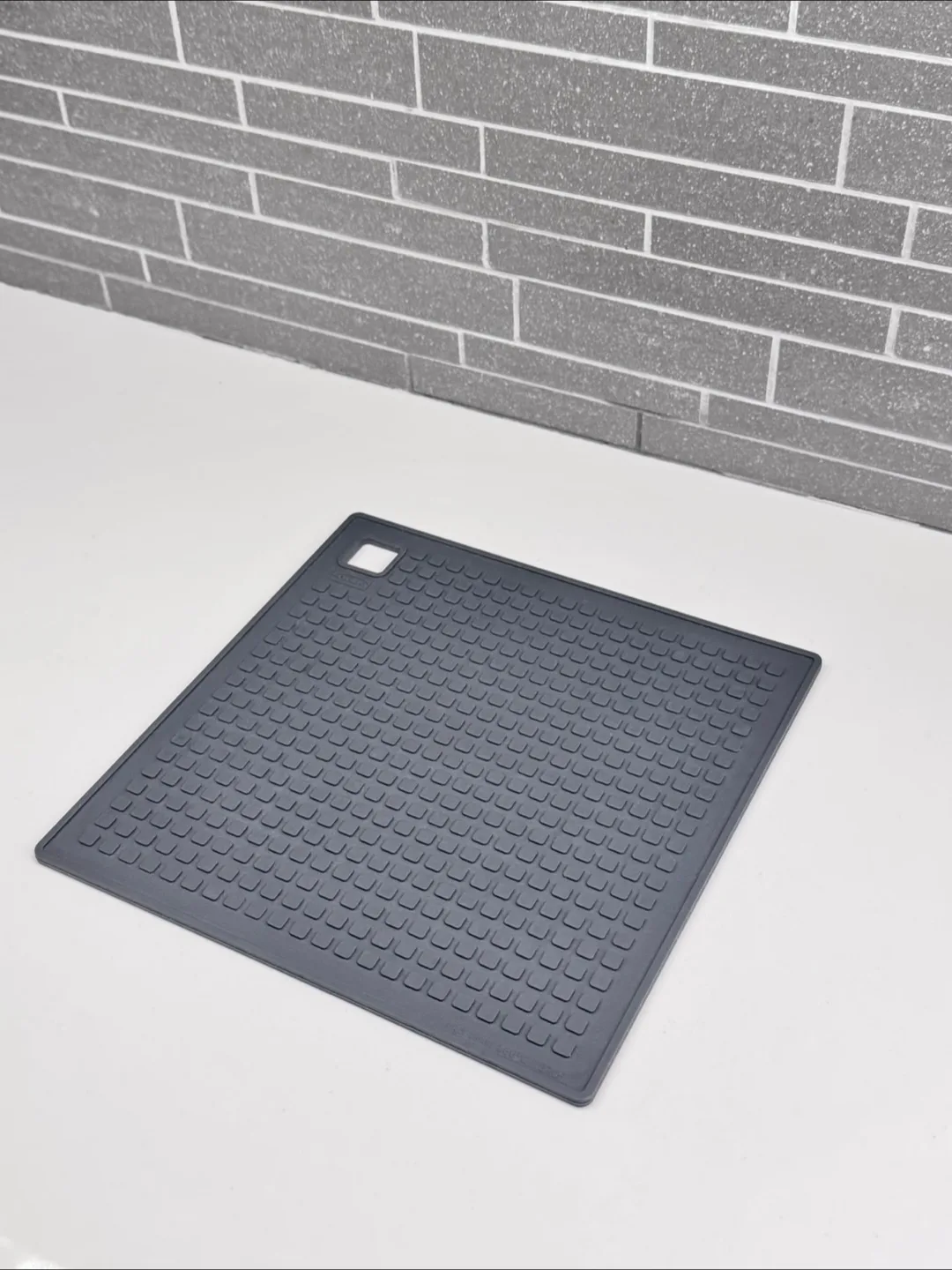 Silicone Trivet Mat - Heat Resistant Pad thumbnail