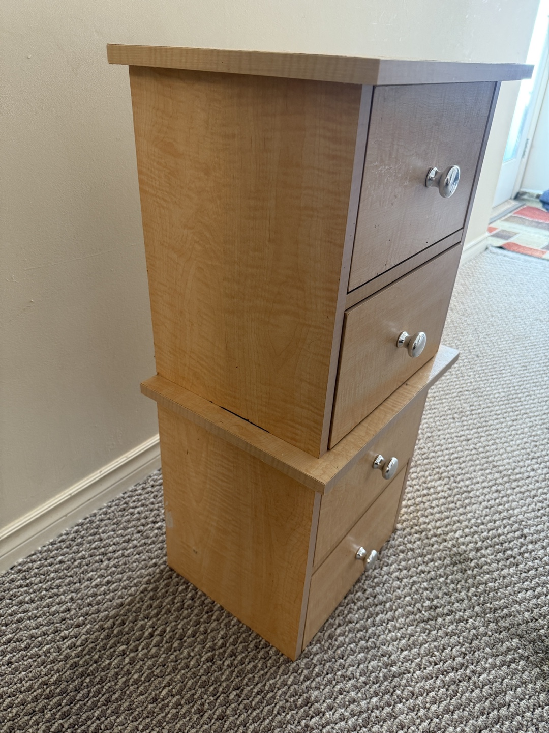 4-Drawer Wooden Cabinet / Bedside Cupboard - photo 3