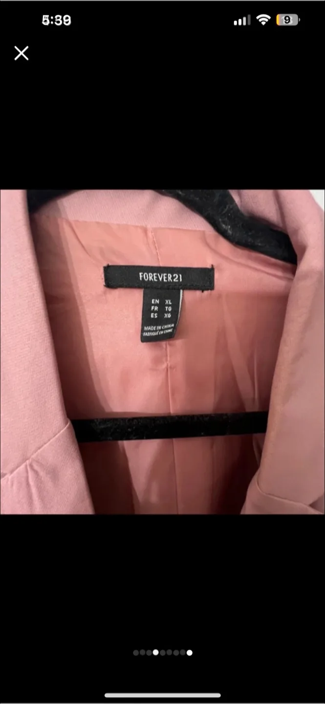 Forever 21 Pink Blazer - Size XL image indicator(2)