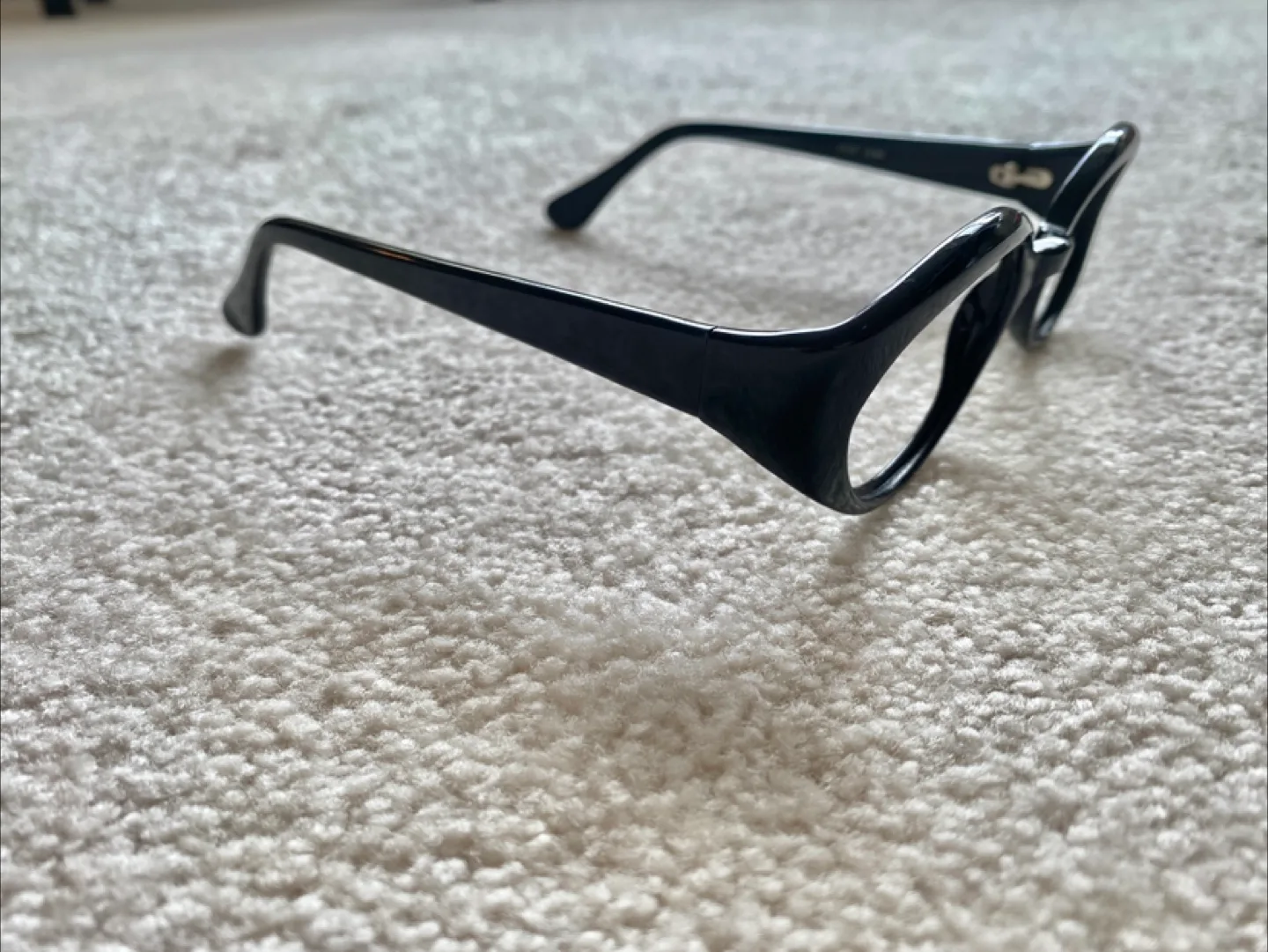 VTG Banana Republic Eyeglass Frames image indicator(3)