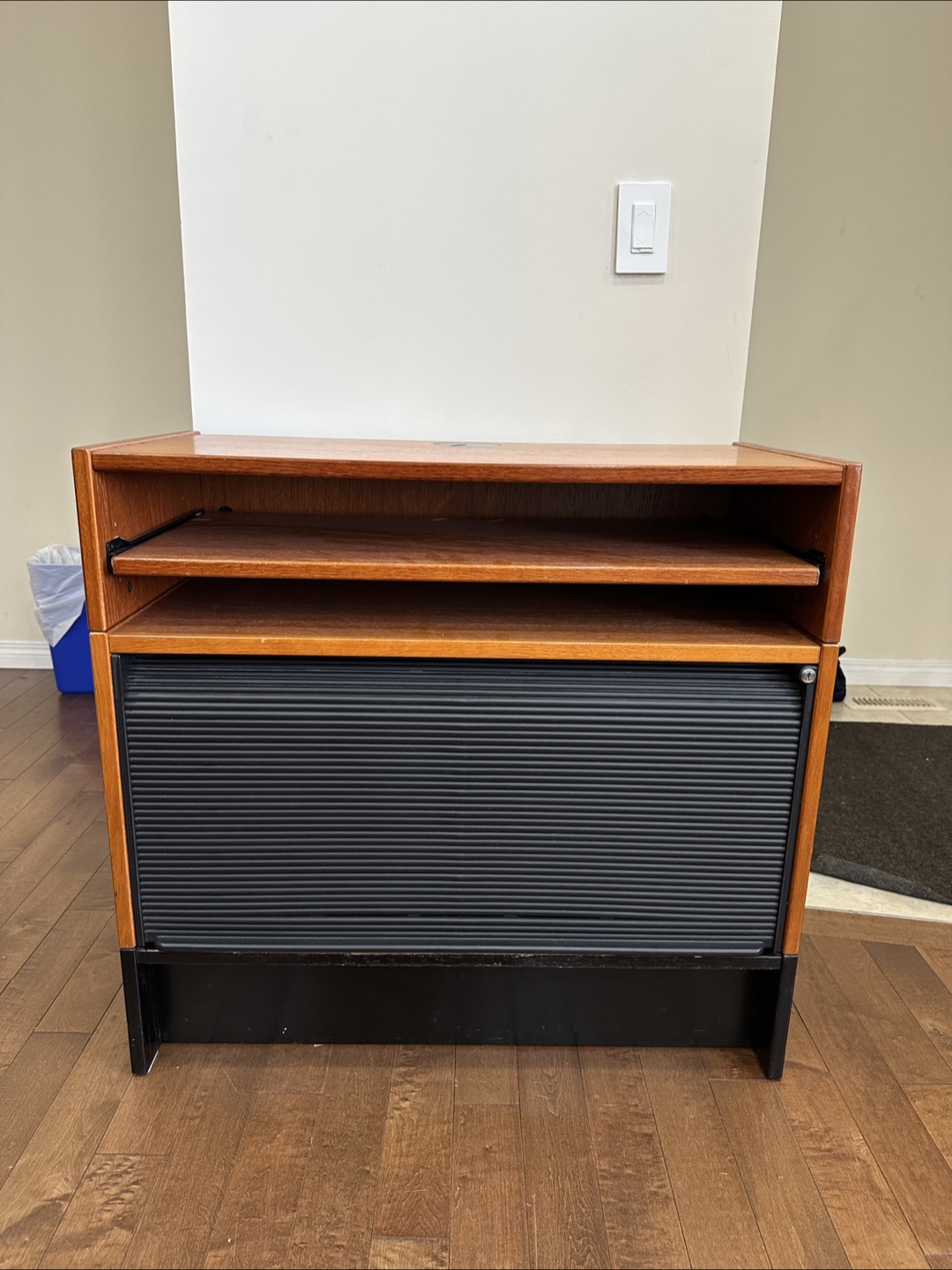 Compact Wooden Desk w/ Storage & Tray - photo 2