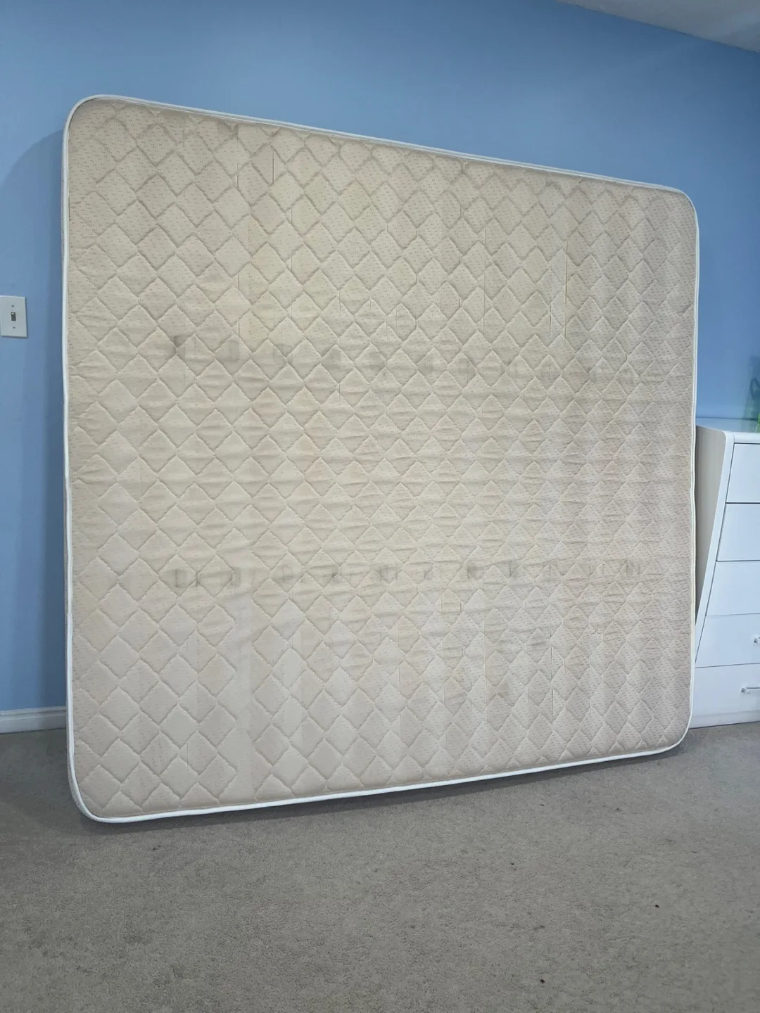 Used king size Mattress - Good Condition thumbnail