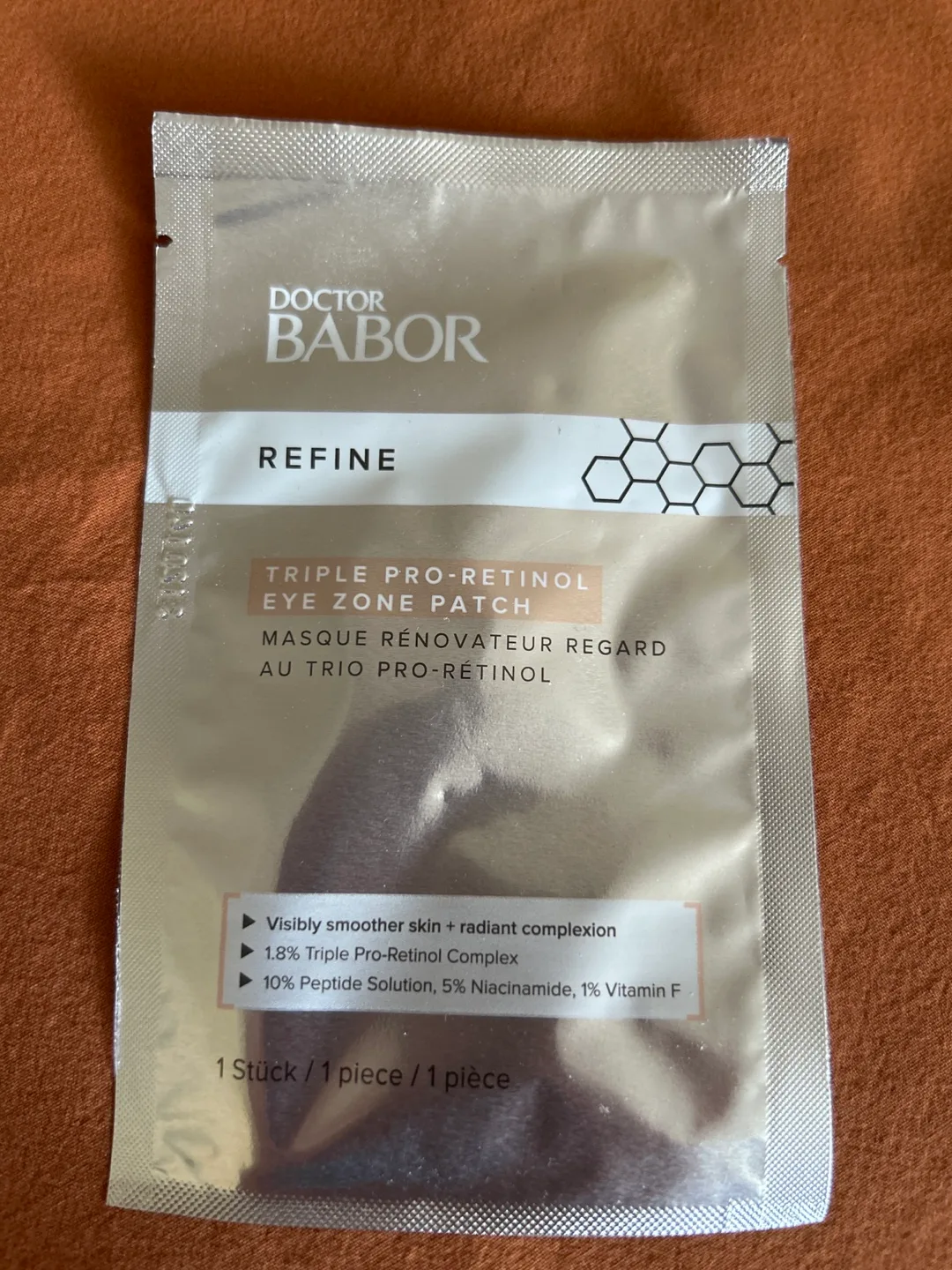 Beauty Samples image indicator(3)