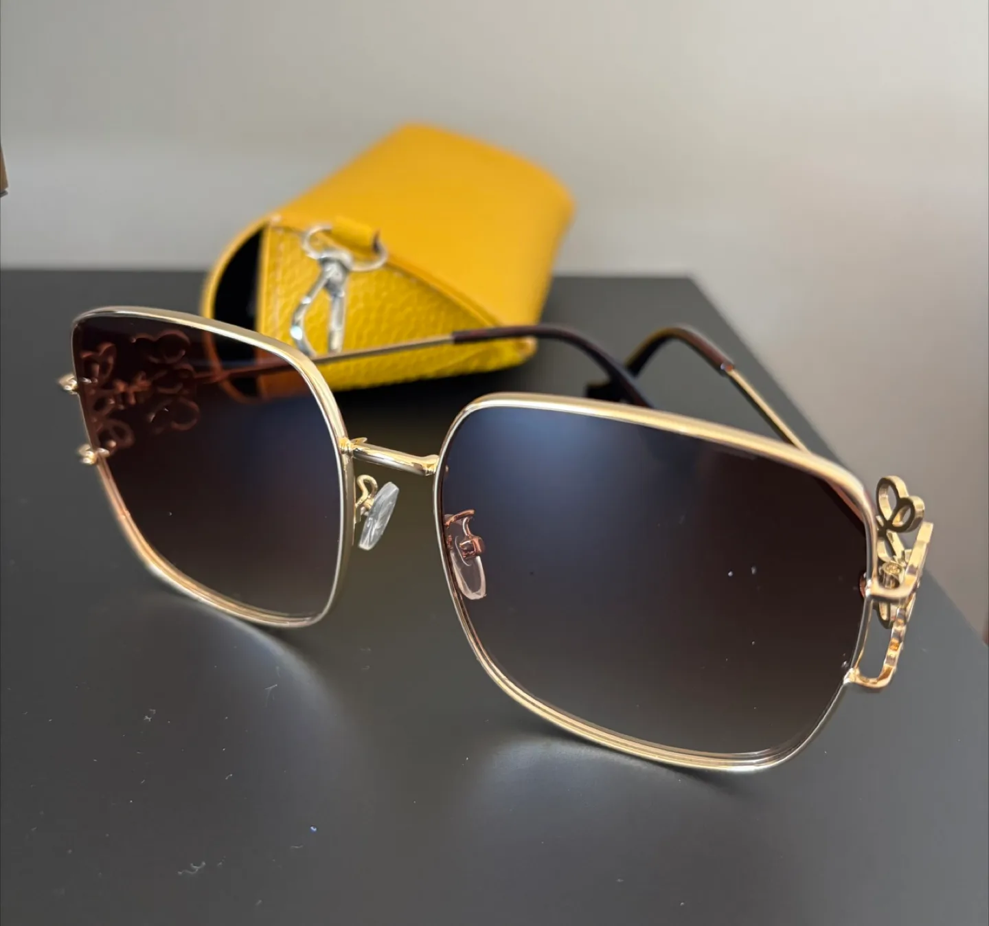 Gold Women's Sunglasses thumbnail