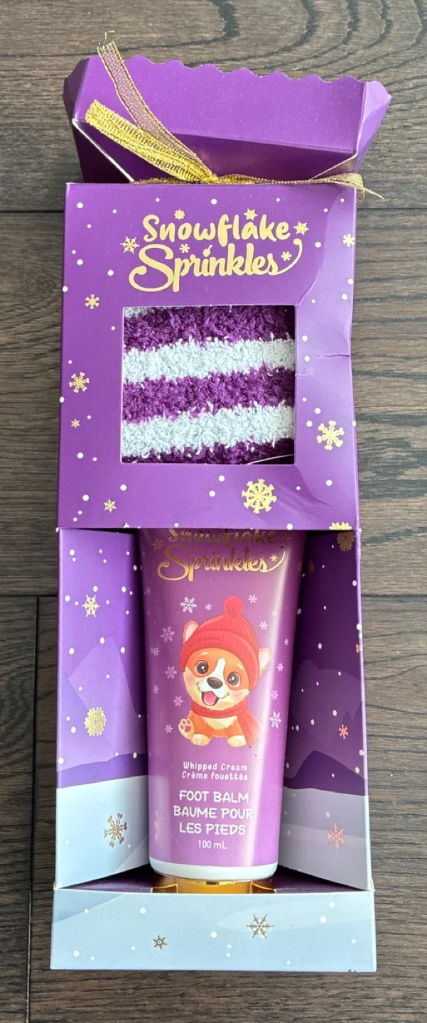 Snowflake Sprinkles Foot Balm & Socks Set (Unopened) 🇨🇦 thumbnail