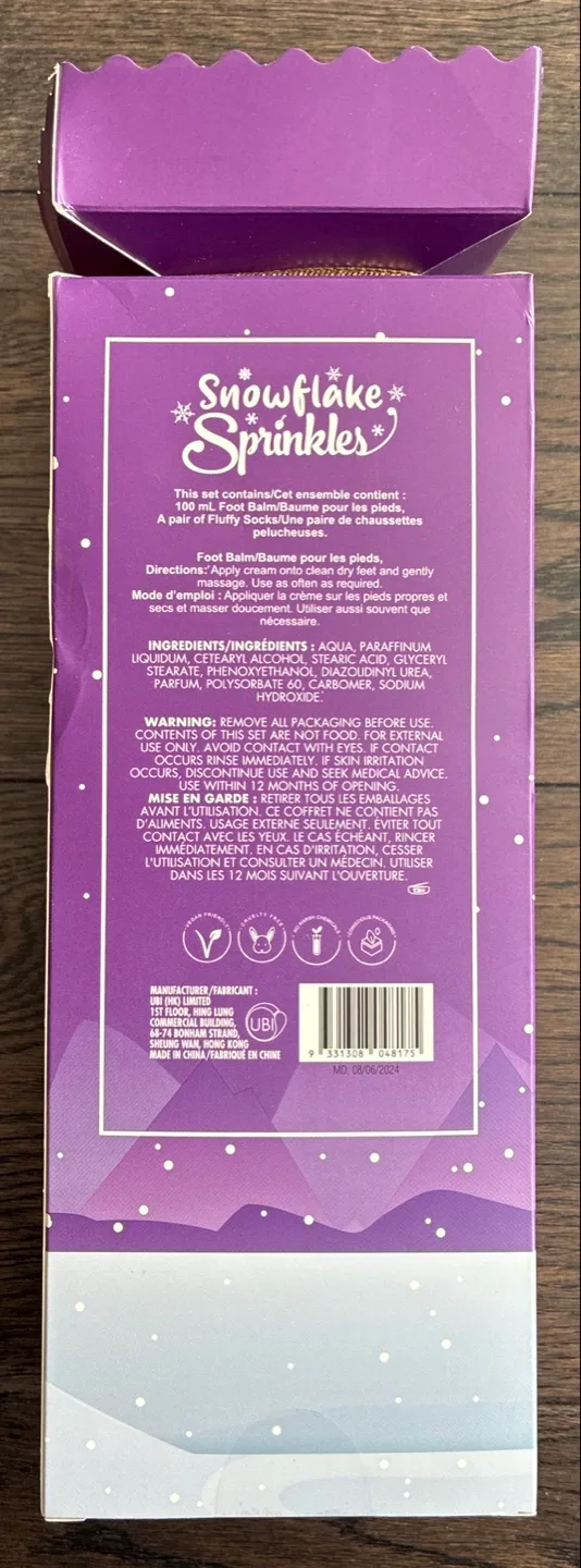 Snowflake Sprinkles Foot Balm & Socks Set (Unopened) 🇨🇦 image indicator(2)