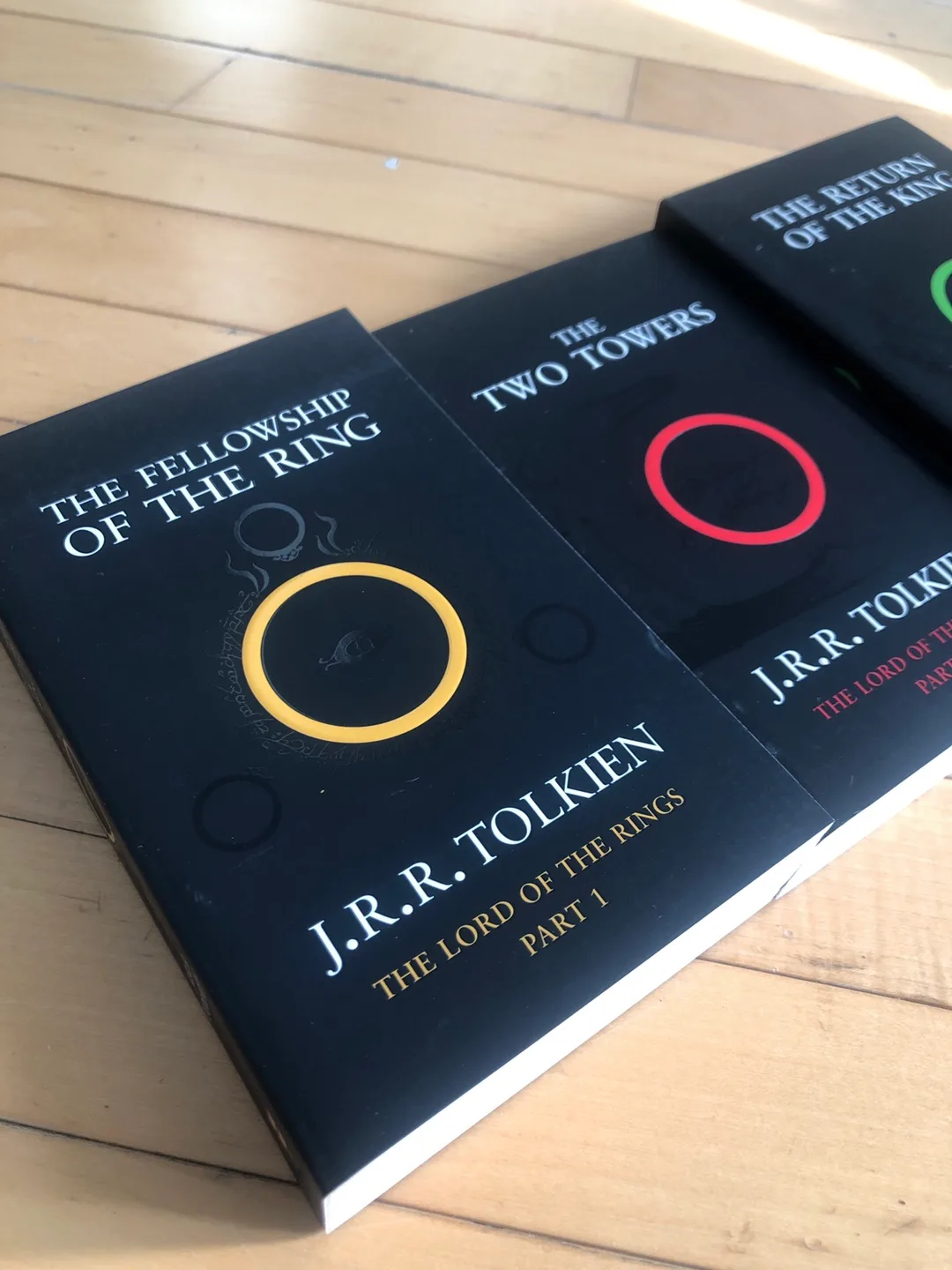 The Lord of the Rings Box Set by J.R.R. Tolkien image indicator(2)