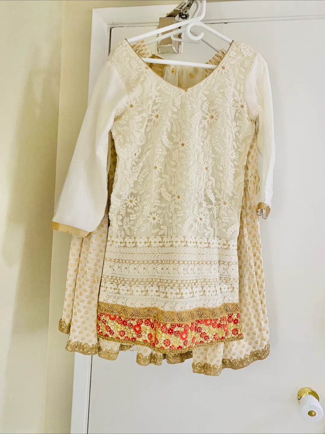 Beautiful 😍 Cream & Gold Embroidered Gharara Set thumbnail