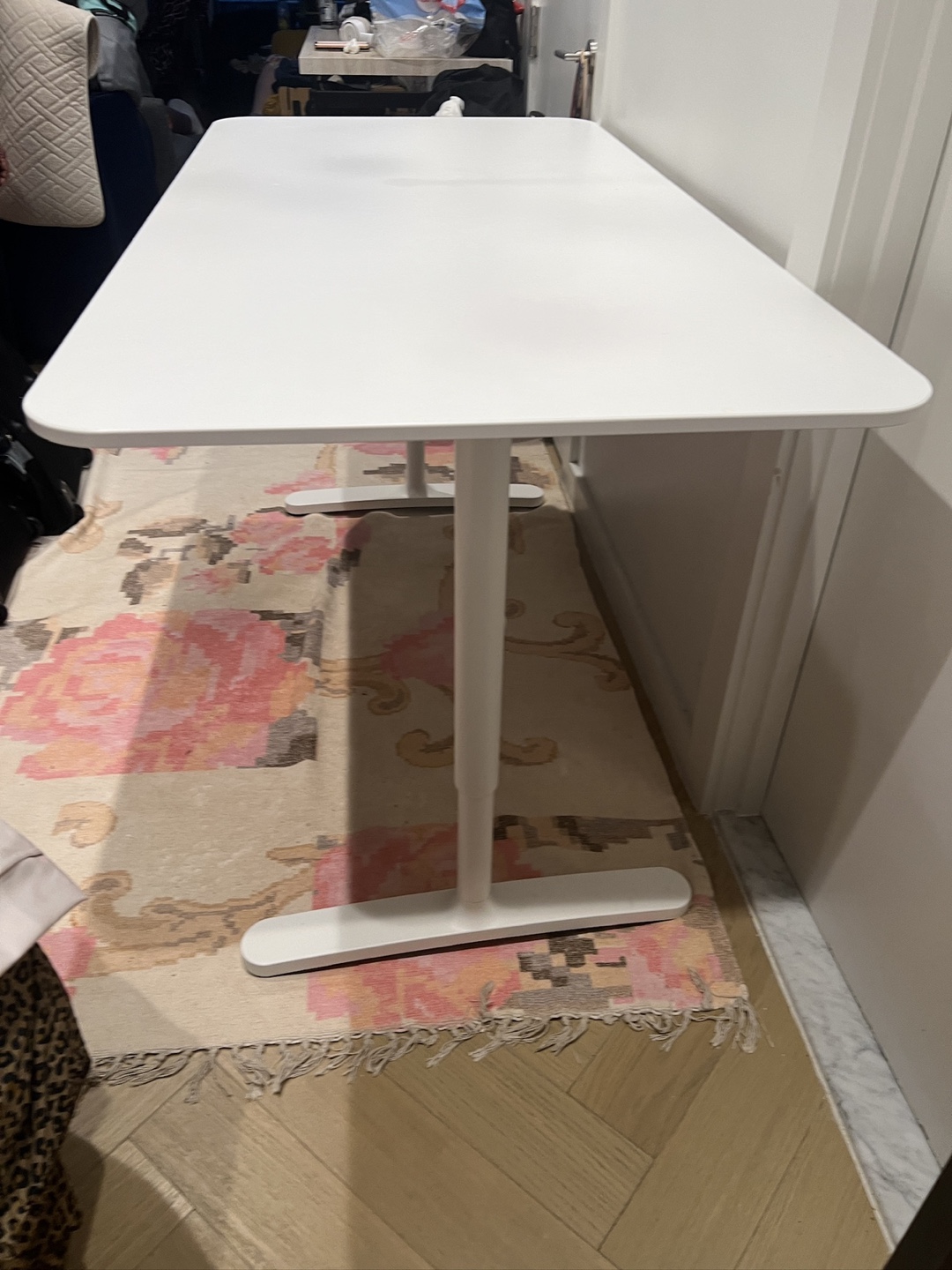 Bekant tabletop and underframe