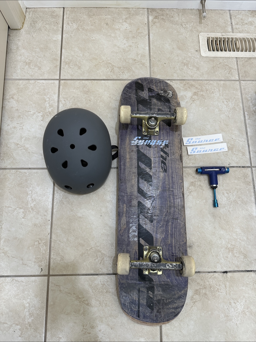 Skateboard Starter Pack – Deck + Helmet + Tool | 8.25”