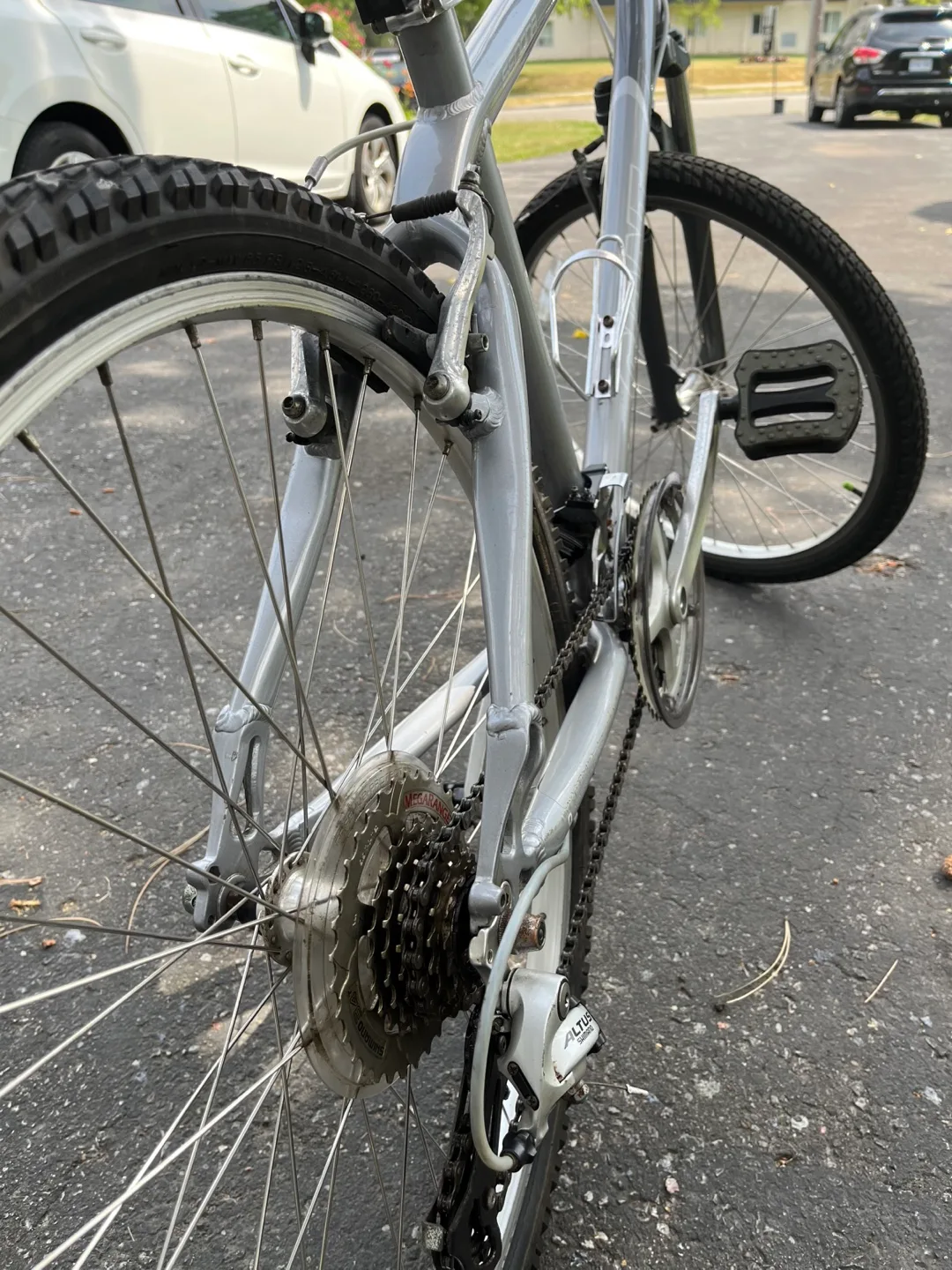 Giant Sedona Aluxx Silver Bicycle image indicator(3)