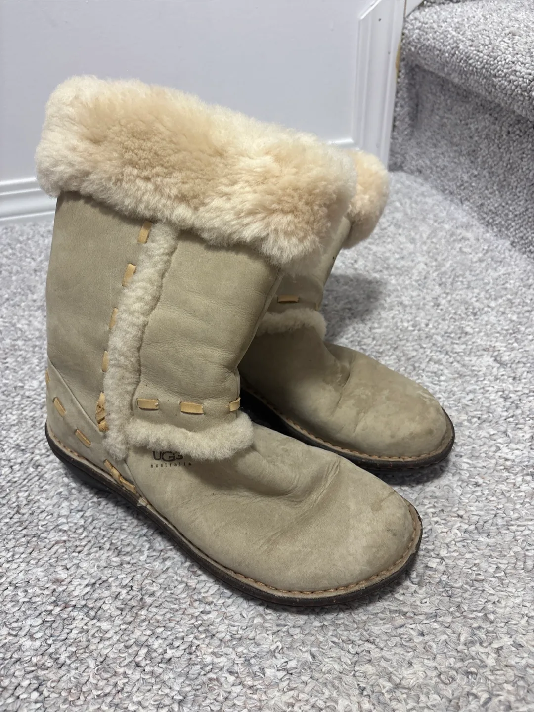 UGG Australia Beige Boots Size 7 thumbnail